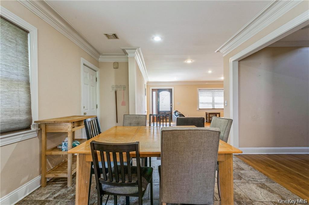 #9 photo, 39 Croydon Road, Yonkers , NY 10710