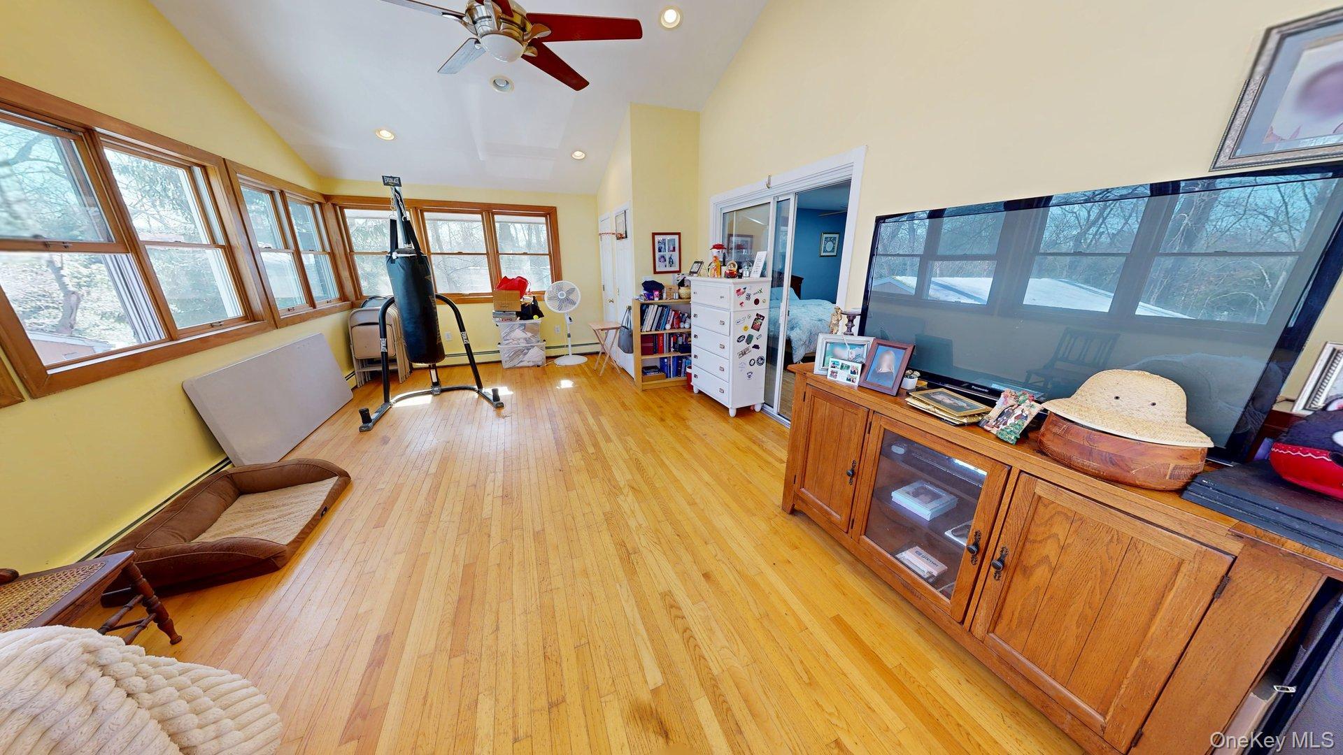 #12 photo, 58 Babcock Lane, Tappan , NY 10983