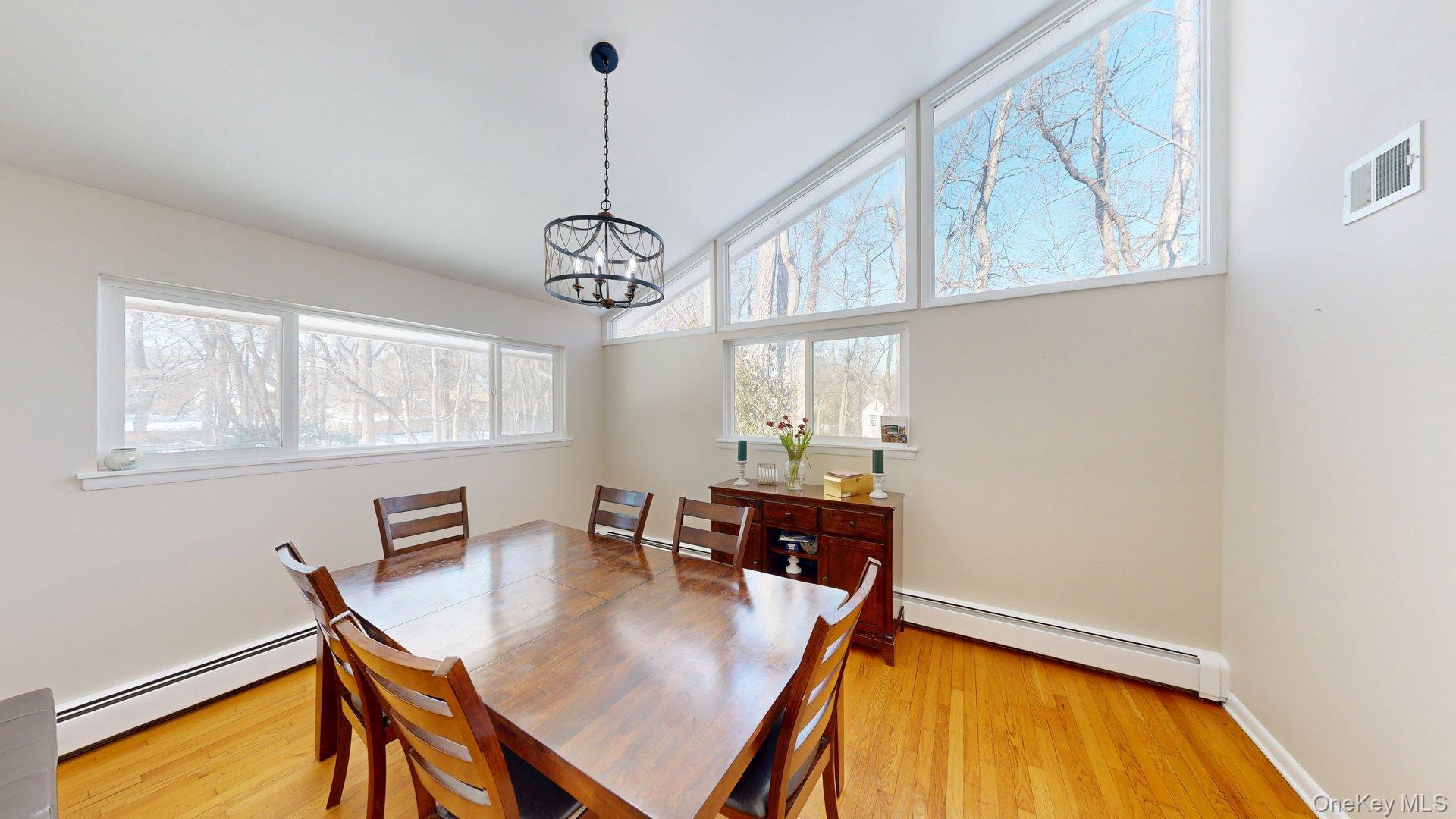 #8 photo, 58 Babcock Lane, Tappan , NY 10983