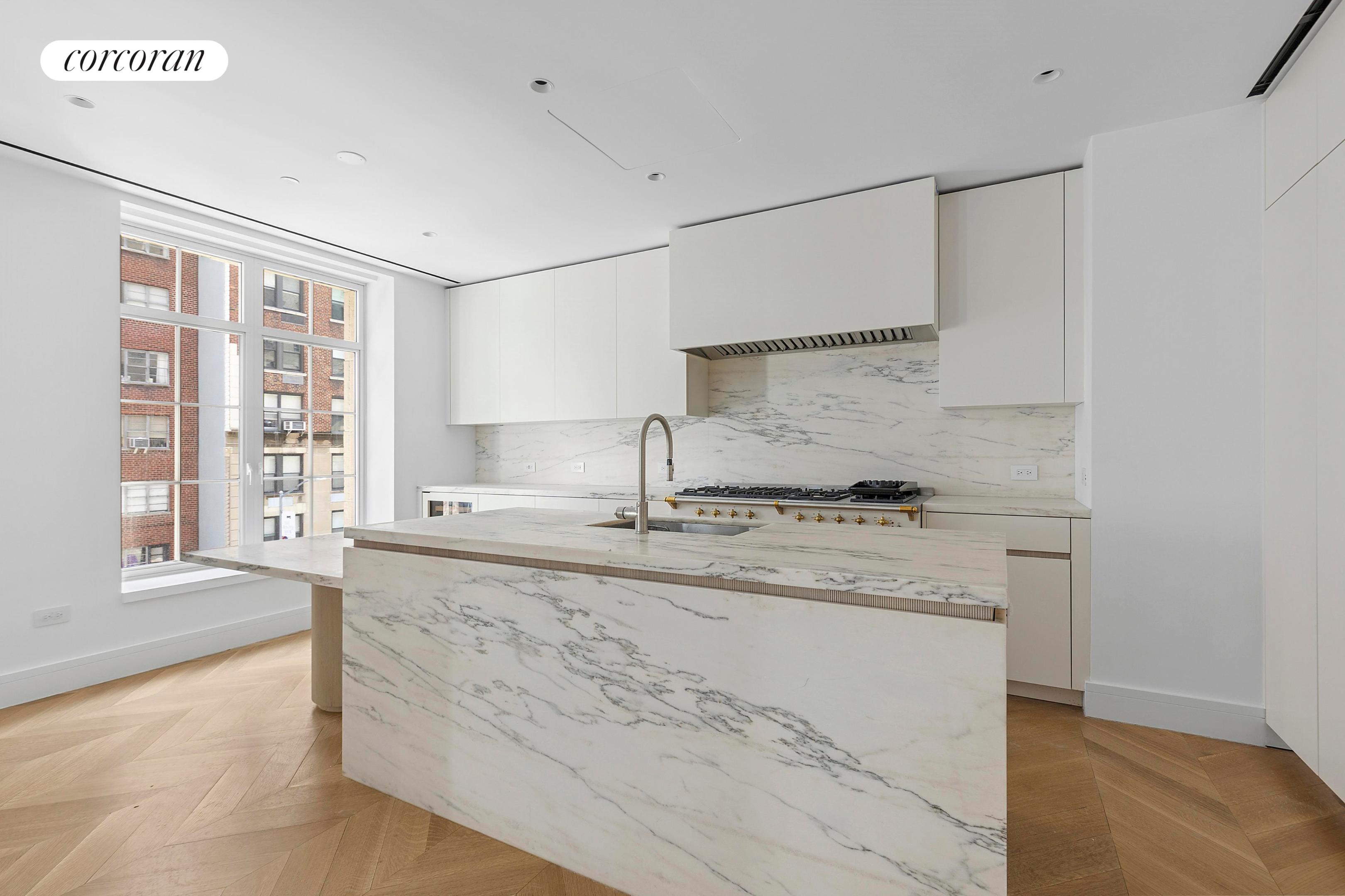 #4 photo, 1228 MADISON Avenue, 맨해튼 Carnegie Hill , NY 10128