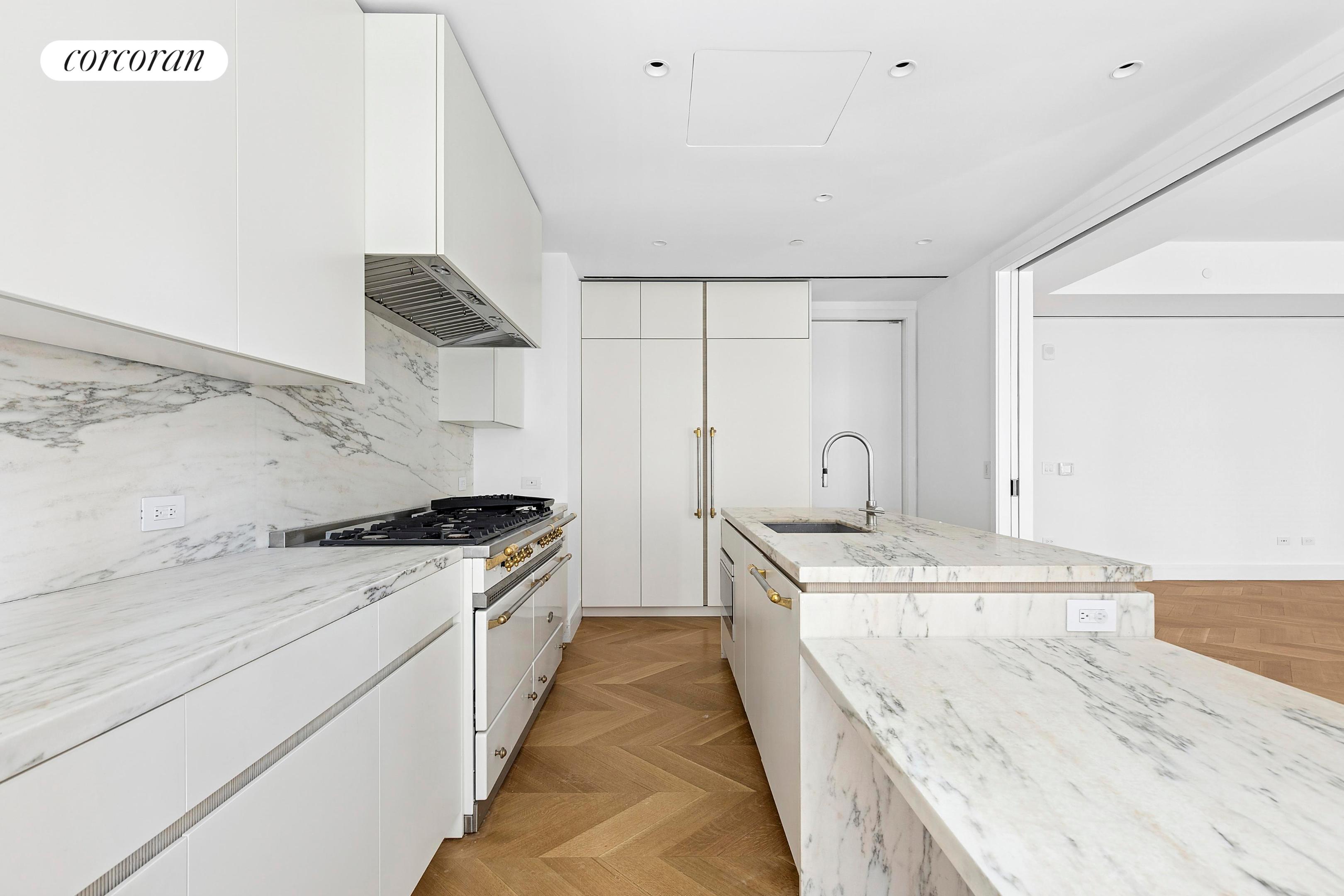 #5 photo, 1228 MADISON Avenue, 맨해튼 Carnegie Hill , NY 10128