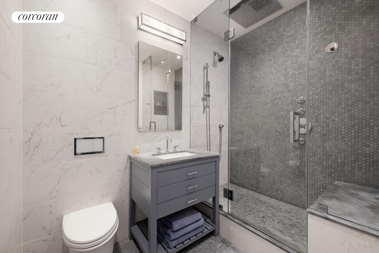 #10 photo, 250 MERCER Street, Greenwich Village , NY 10012