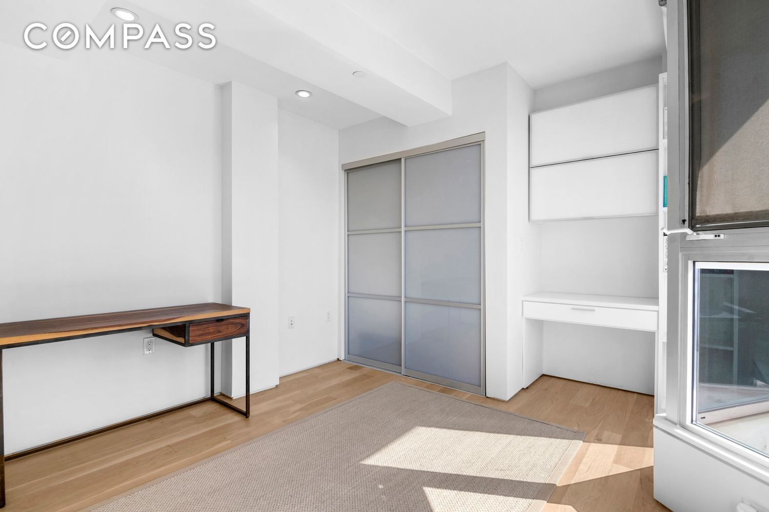 #16 photo, 142 N 1st Street, 브루클린 Williamsburg , NY 11249