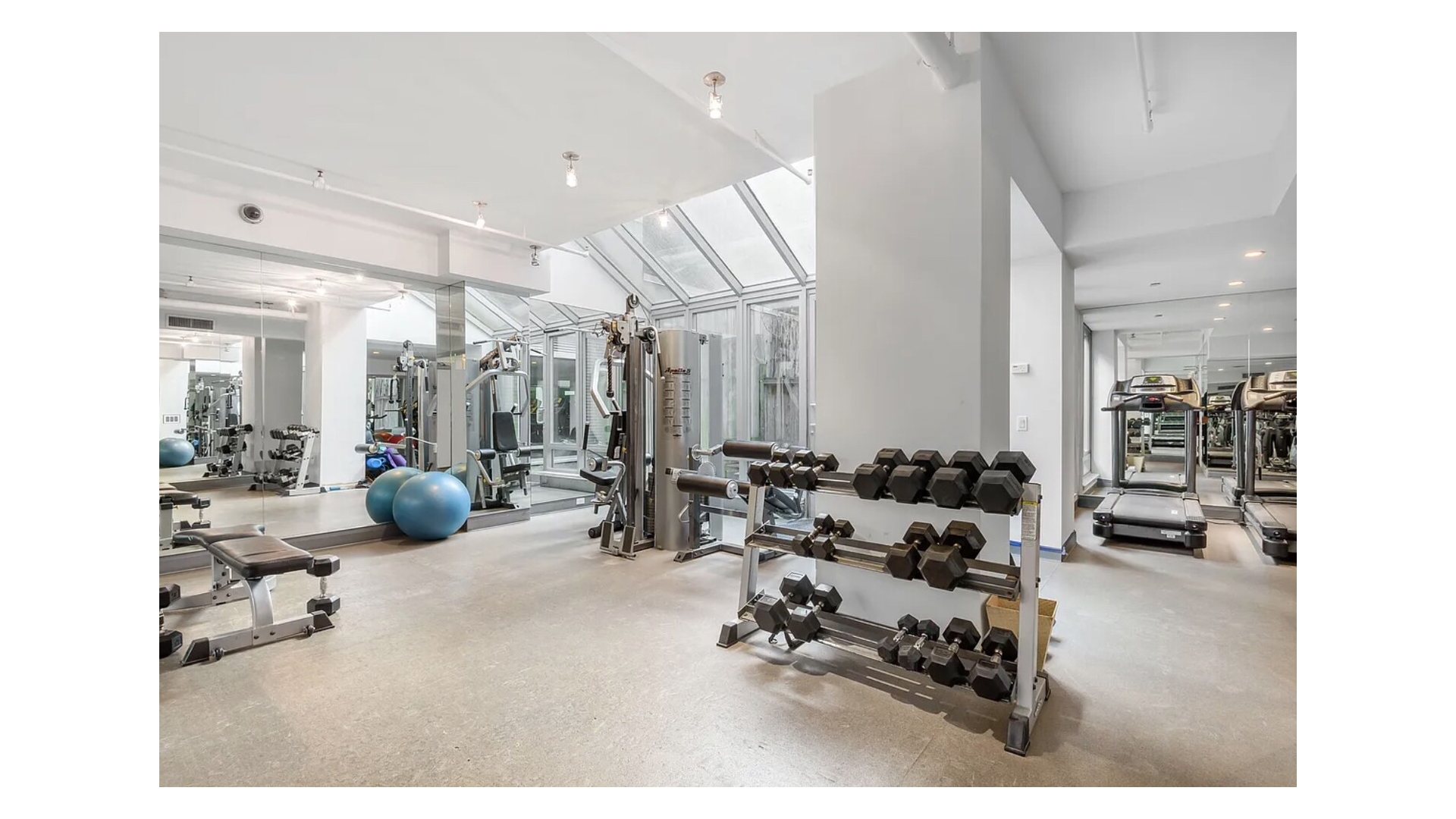 #11 photo, 163 W 18TH Street, 맨해튼 Chelsea , NY 10011