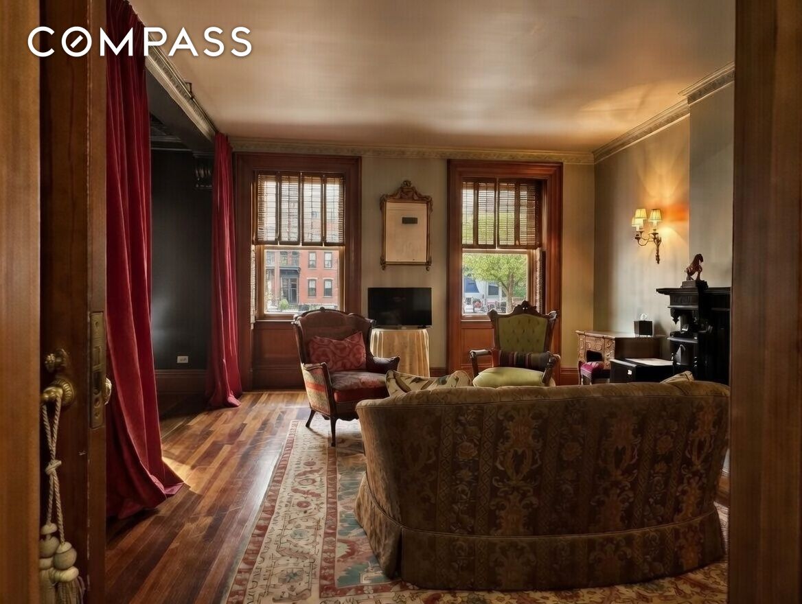 #2 photo, New York City, 맨해튼 Gramercy Park , NY 10003