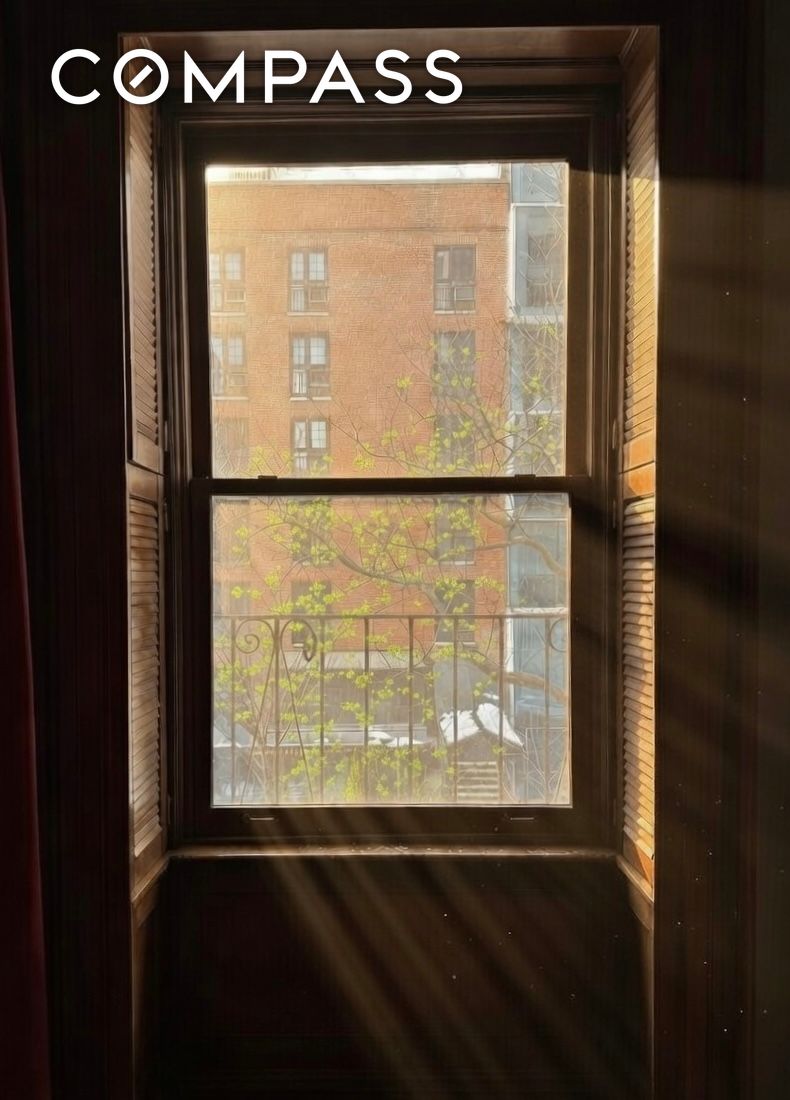 #3 photo, New York City, 맨해튼 Gramercy Park , NY 10003