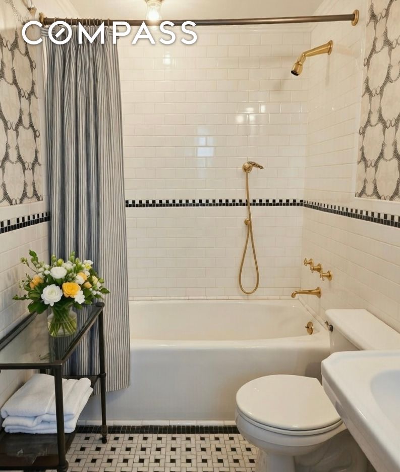 #8 photo, New York City, 맨해튼 Gramercy Park , NY 10003