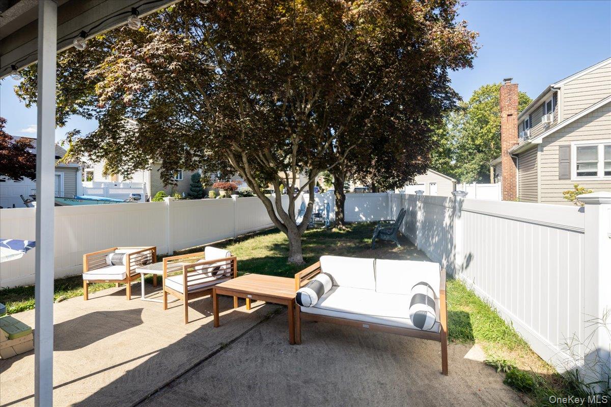 #18 photo, 404 Silver Lane, Нассау ‖ Oceanside , NY 11572