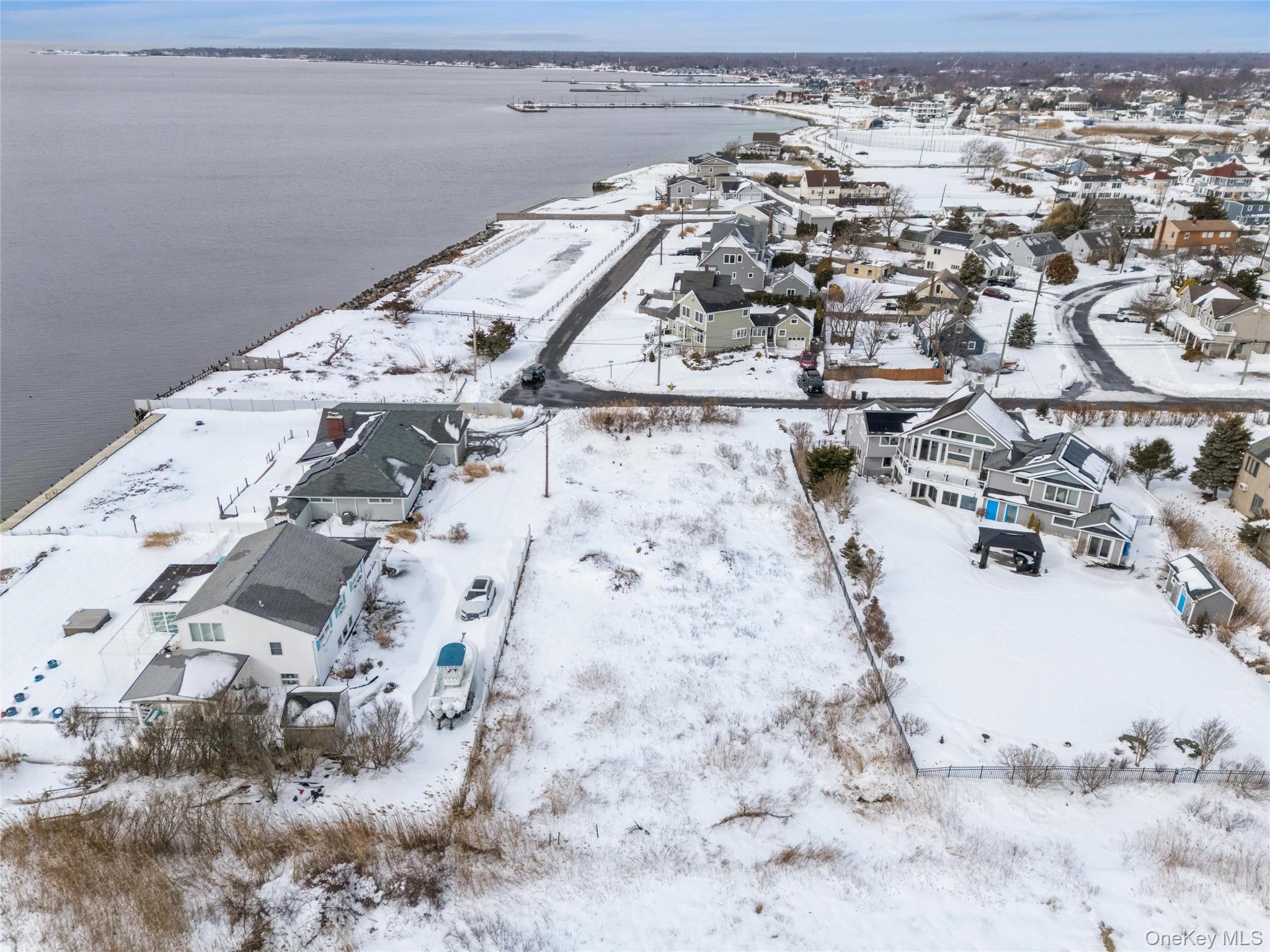 #11 photo, 499 Grove Avenue, Patchogue , NY 11772