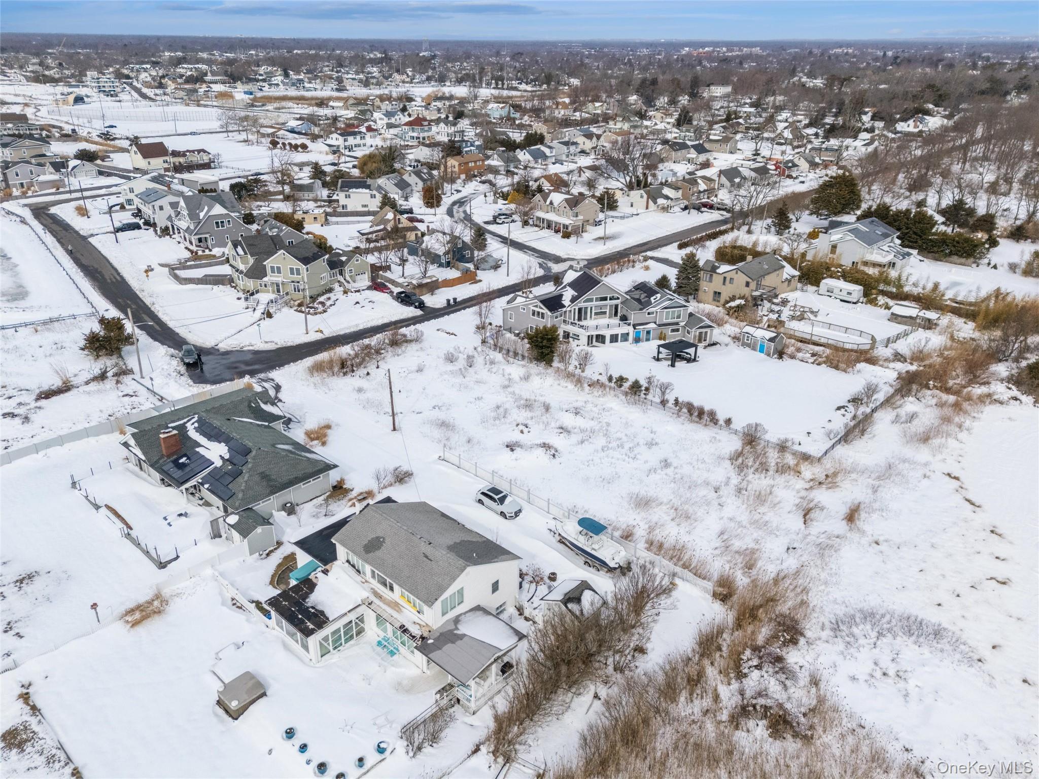 #12 photo, 499 Grove Avenue, Patchogue , NY 11772