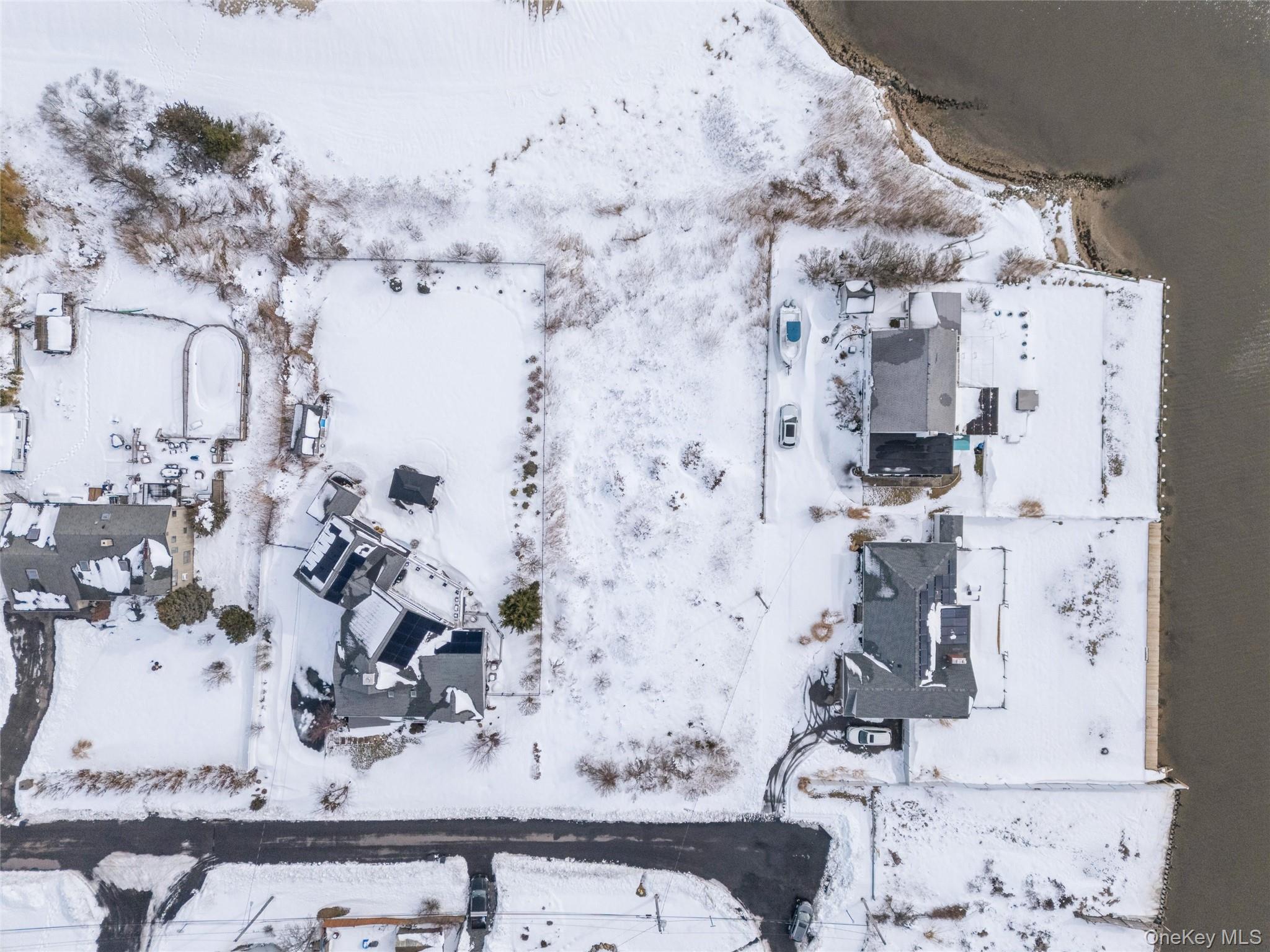 #15 photo, 499 Grove Avenue, Patchogue , NY 11772