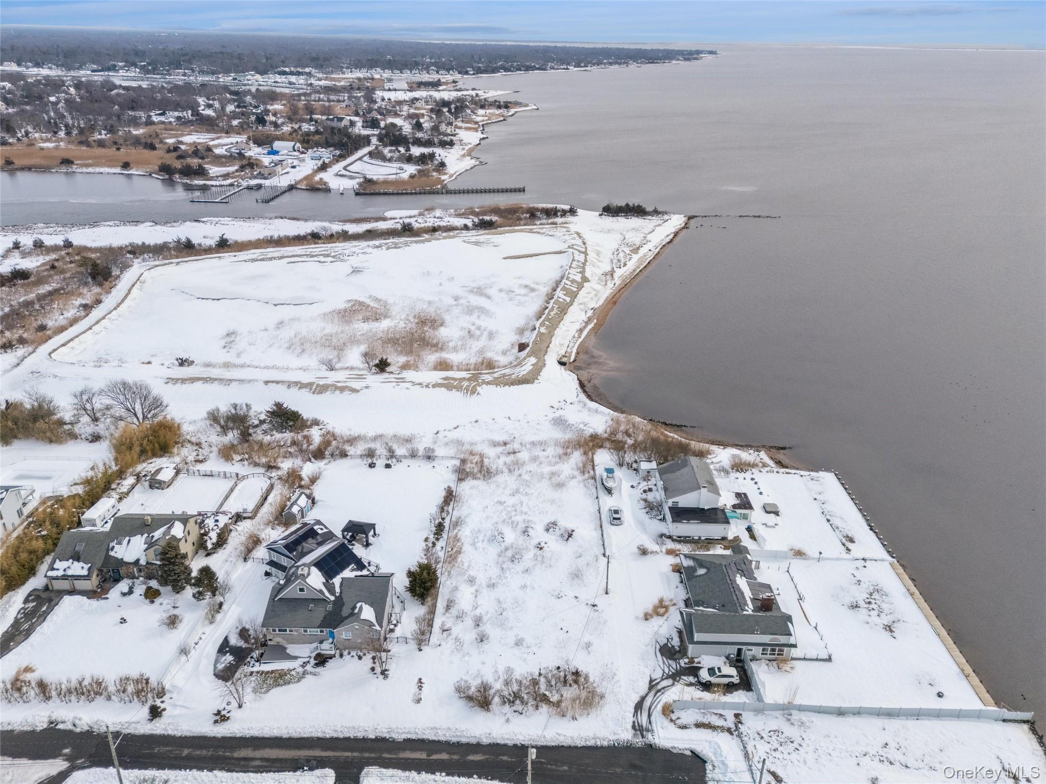 #16 photo, 499 Grove Avenue, Patchogue , NY 11772