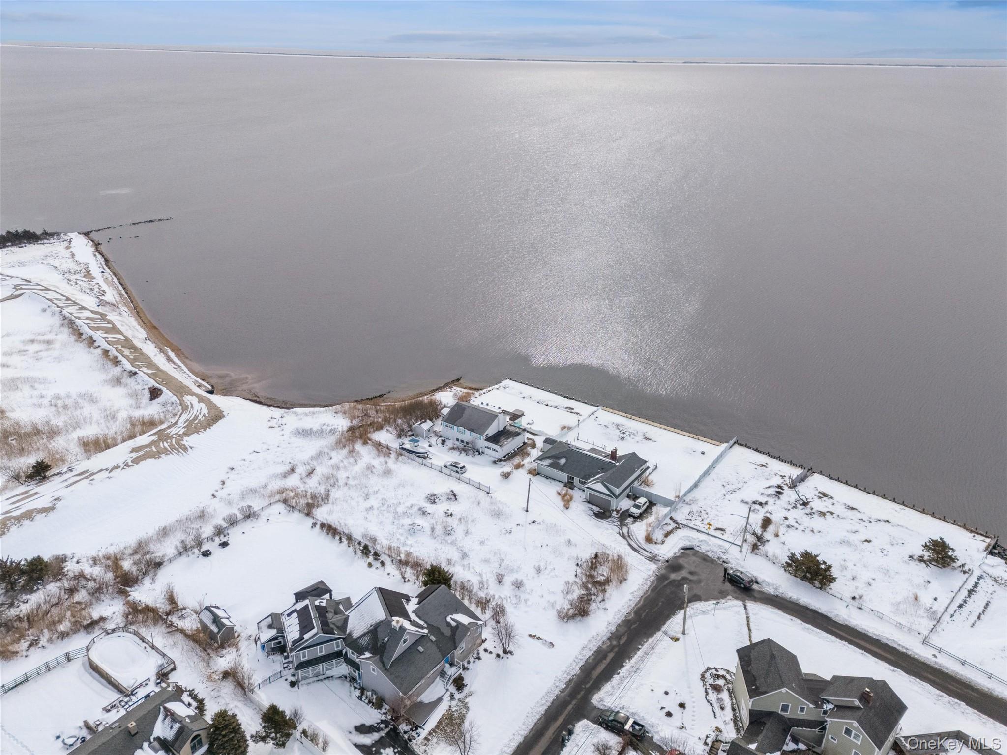 #18 photo, 499 Grove Avenue, Patchogue , NY 11772