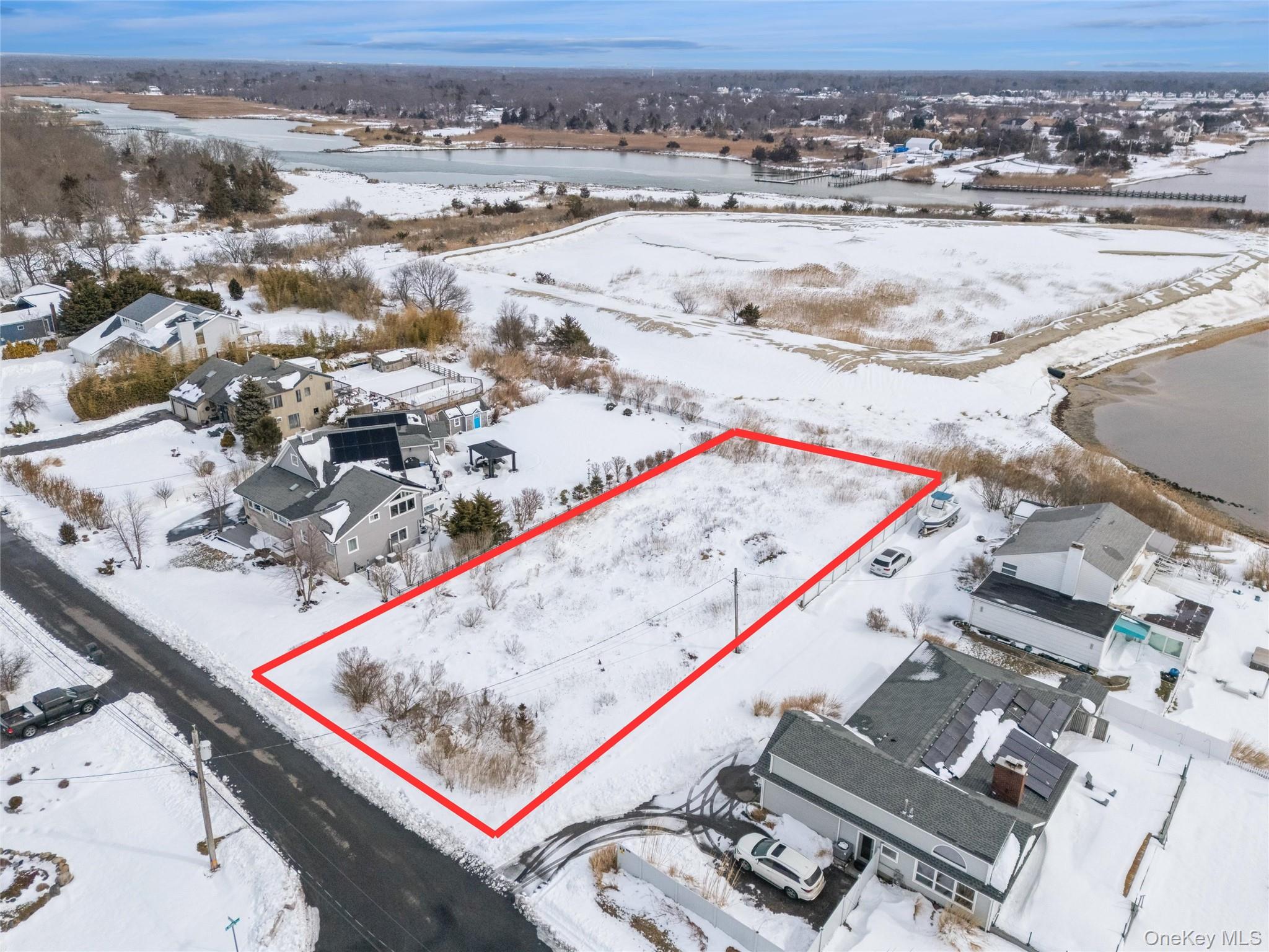 #3 photo, 499 Grove Avenue, Patchogue , NY 11772