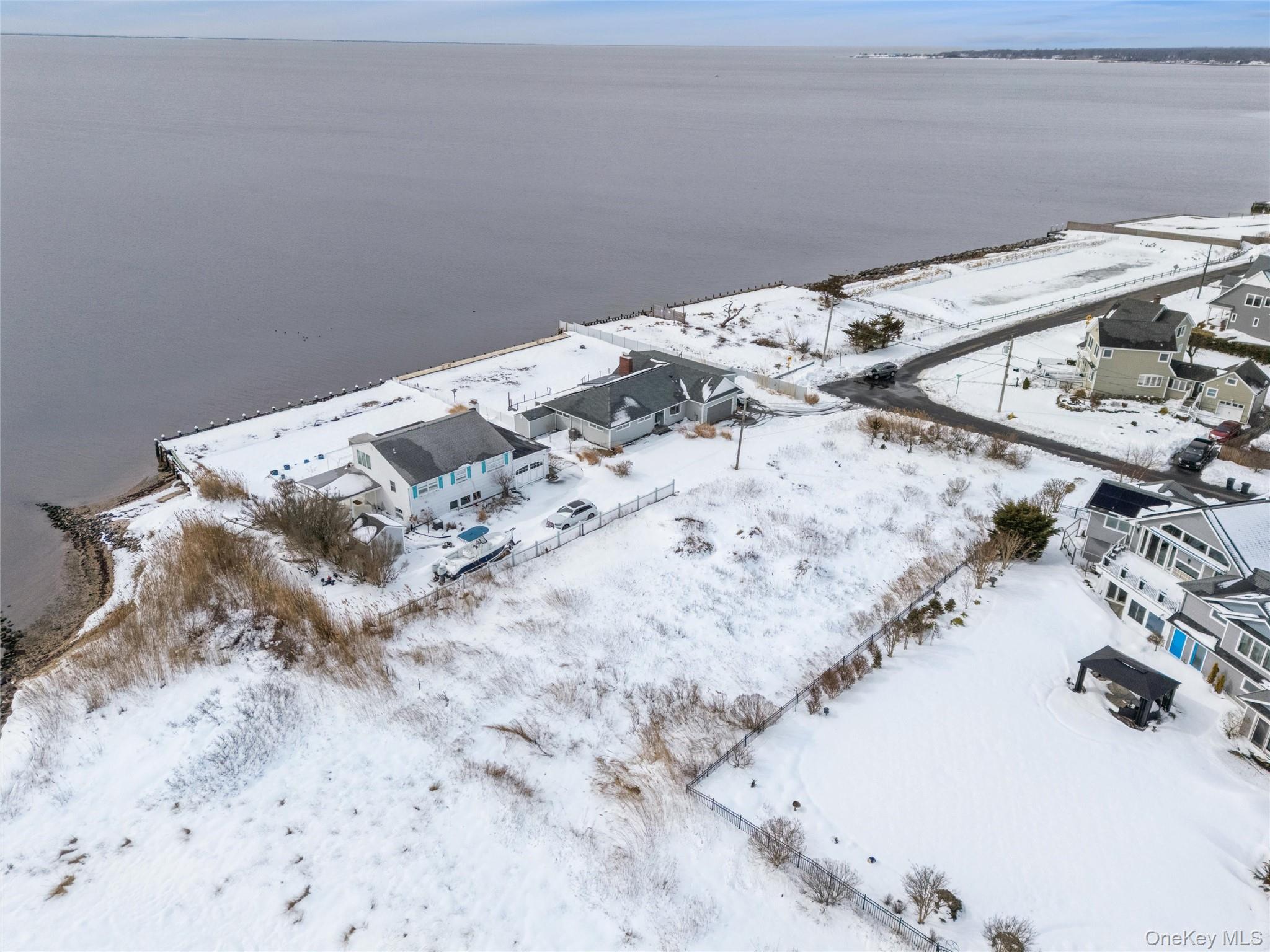 #5 photo, 499 Grove Avenue, Patchogue , NY 11772