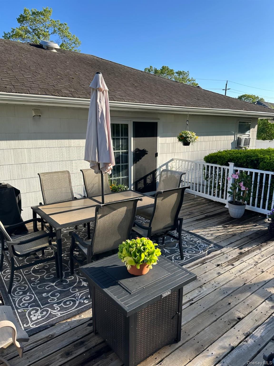 #18 photo, 119 Jefferson Street, East Islip , NY 11730