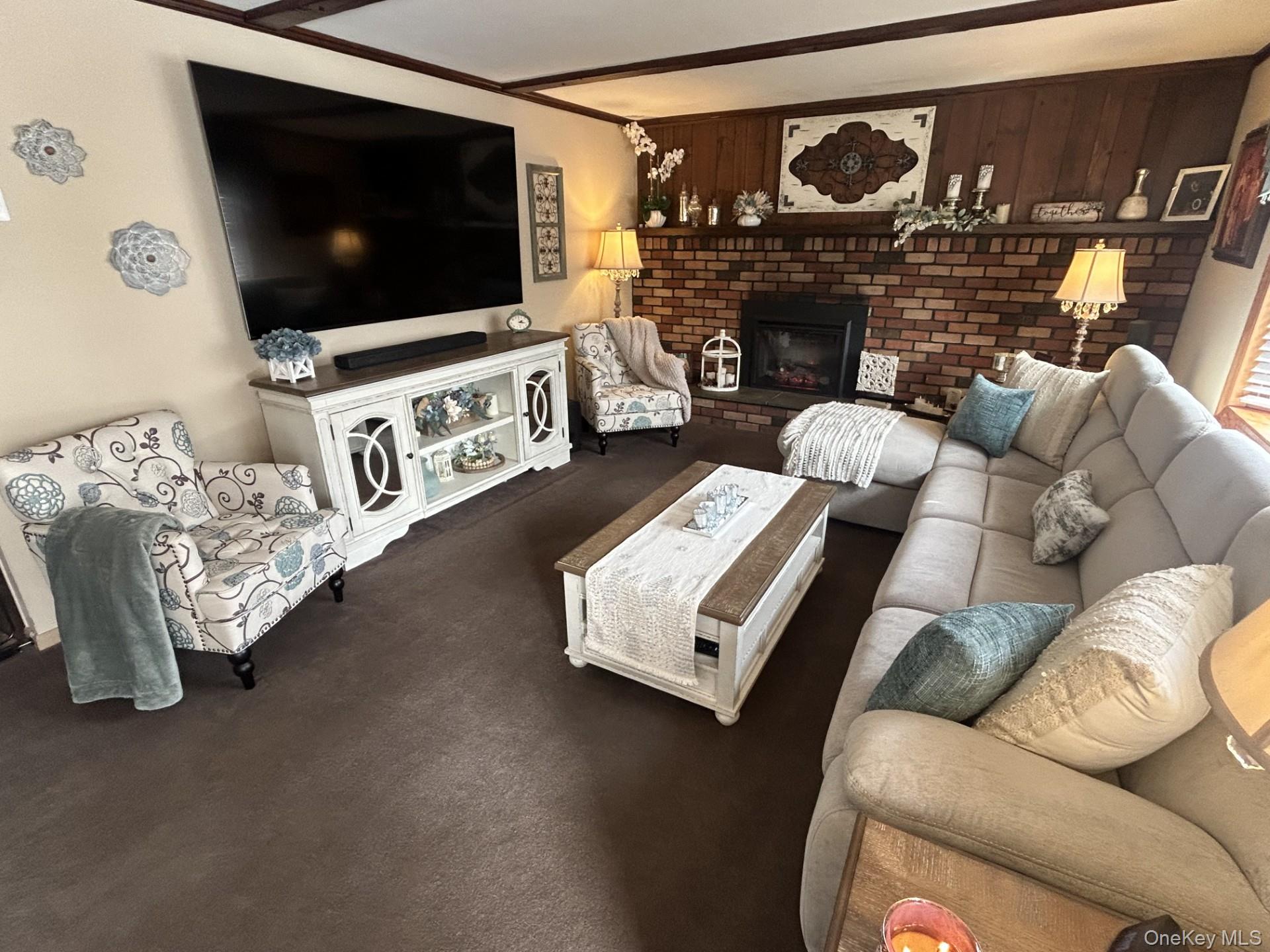 #3 photo, 119 Jefferson Street, East Islip , NY 11730