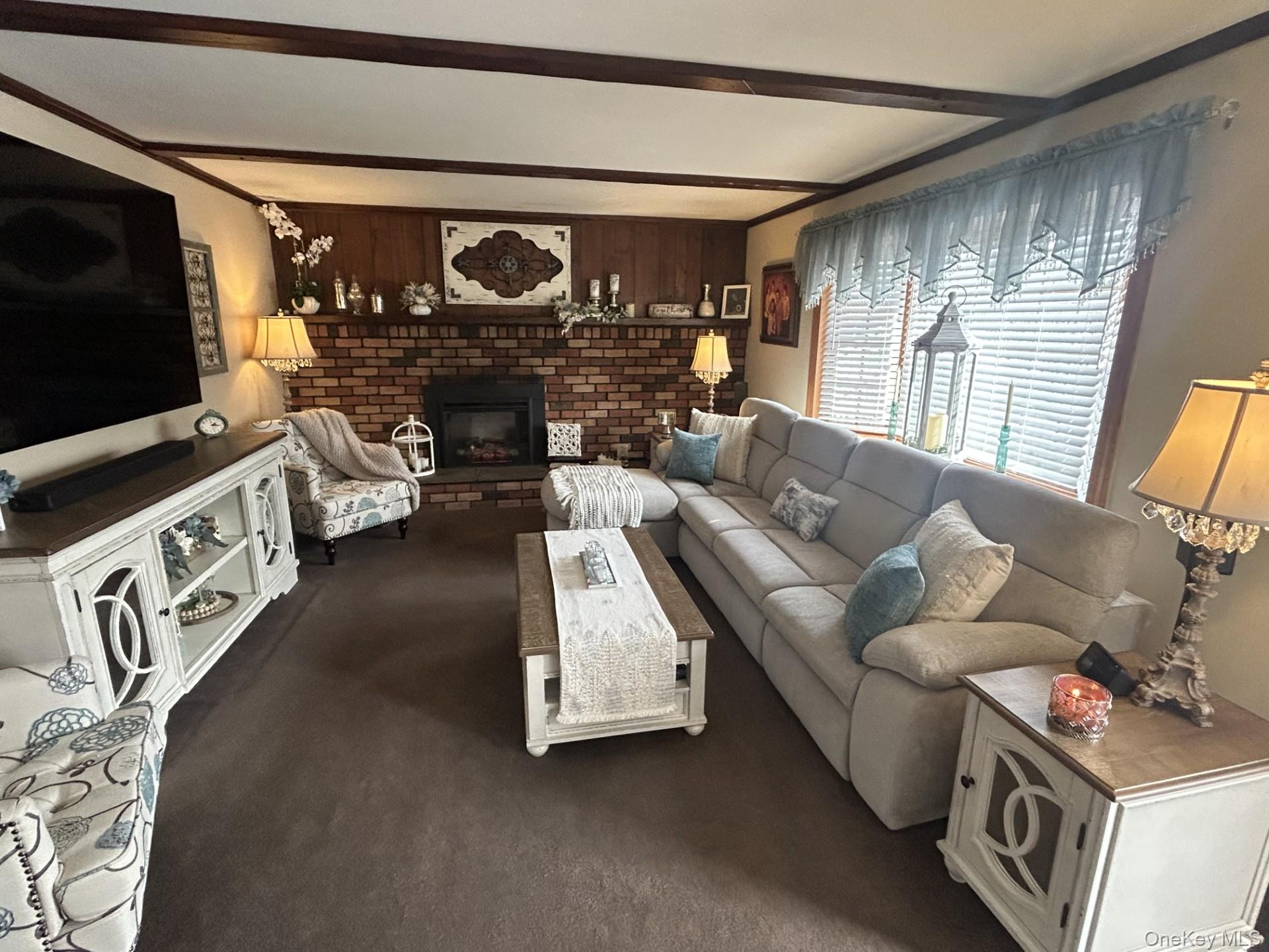 #4 photo, 119 Jefferson Street, East Islip , NY 11730