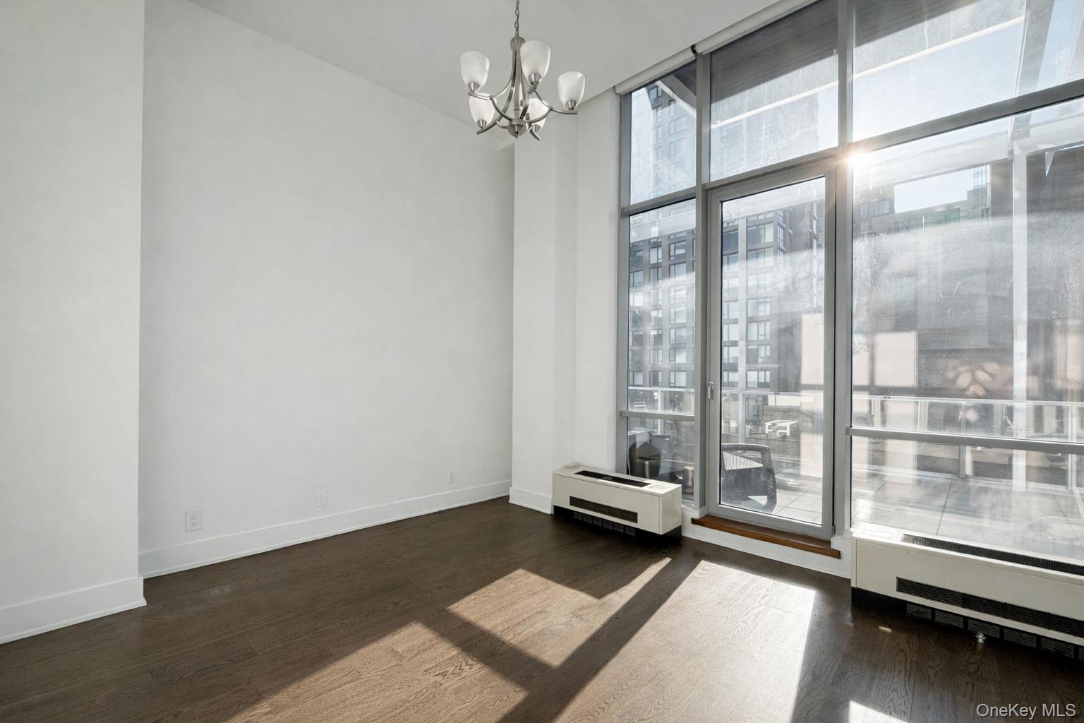 #9 photo, 2626 Jackson Avenue, Long Island City , NY 11101