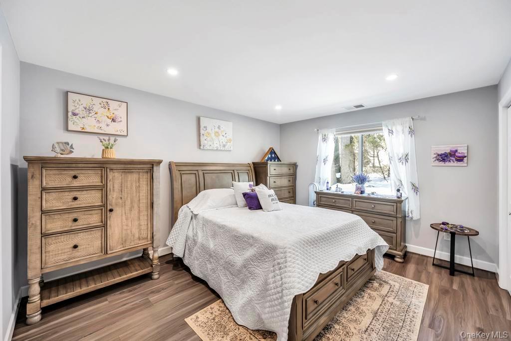 #17 photo, 114 Birchwood Road, Coram , NY 11727