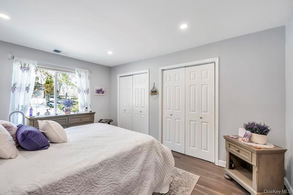 #19 photo, 114 Birchwood Road, Coram , NY 11727