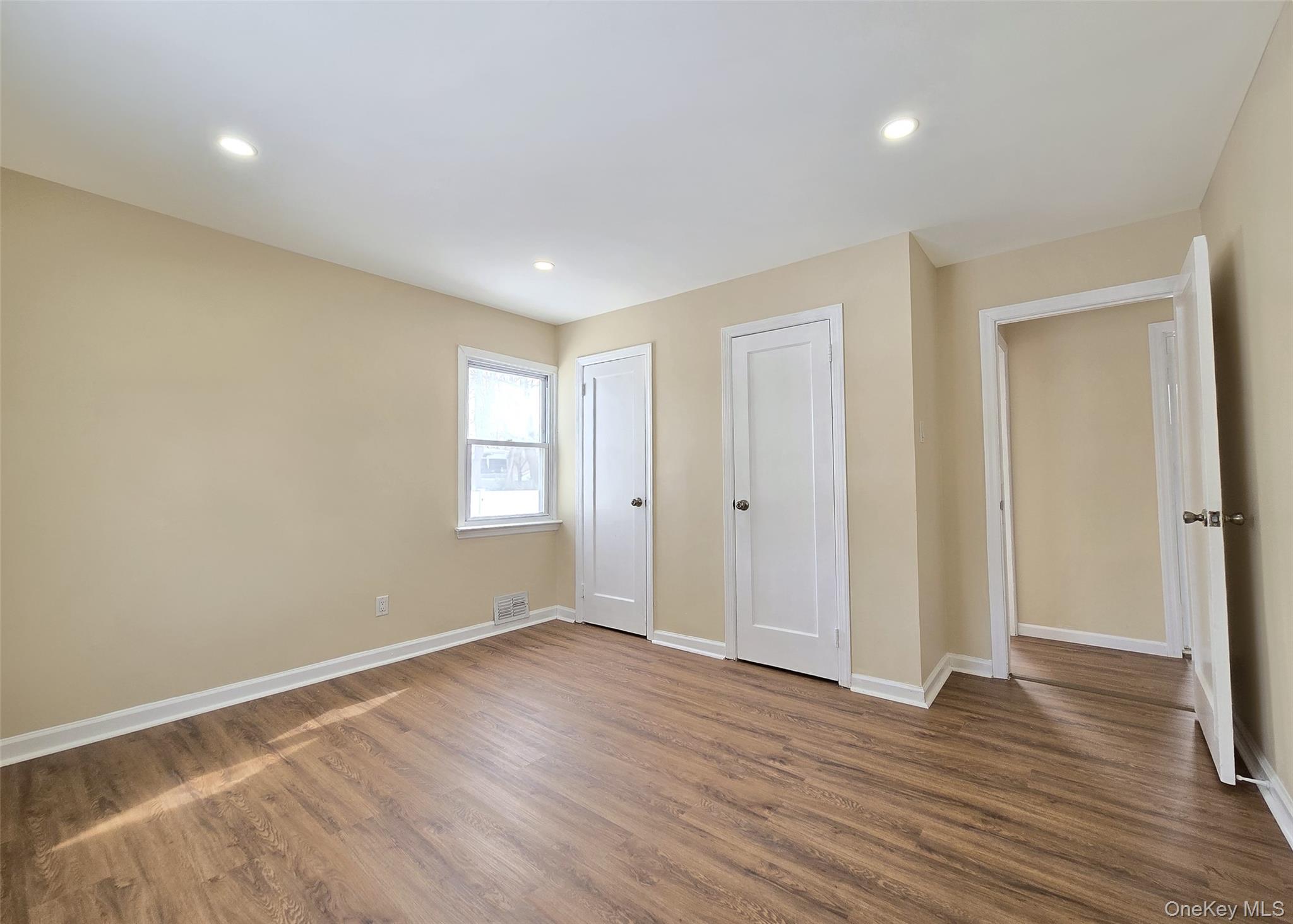 #12 photo, 214 Van Buren Street, West Babylon , NY 11704