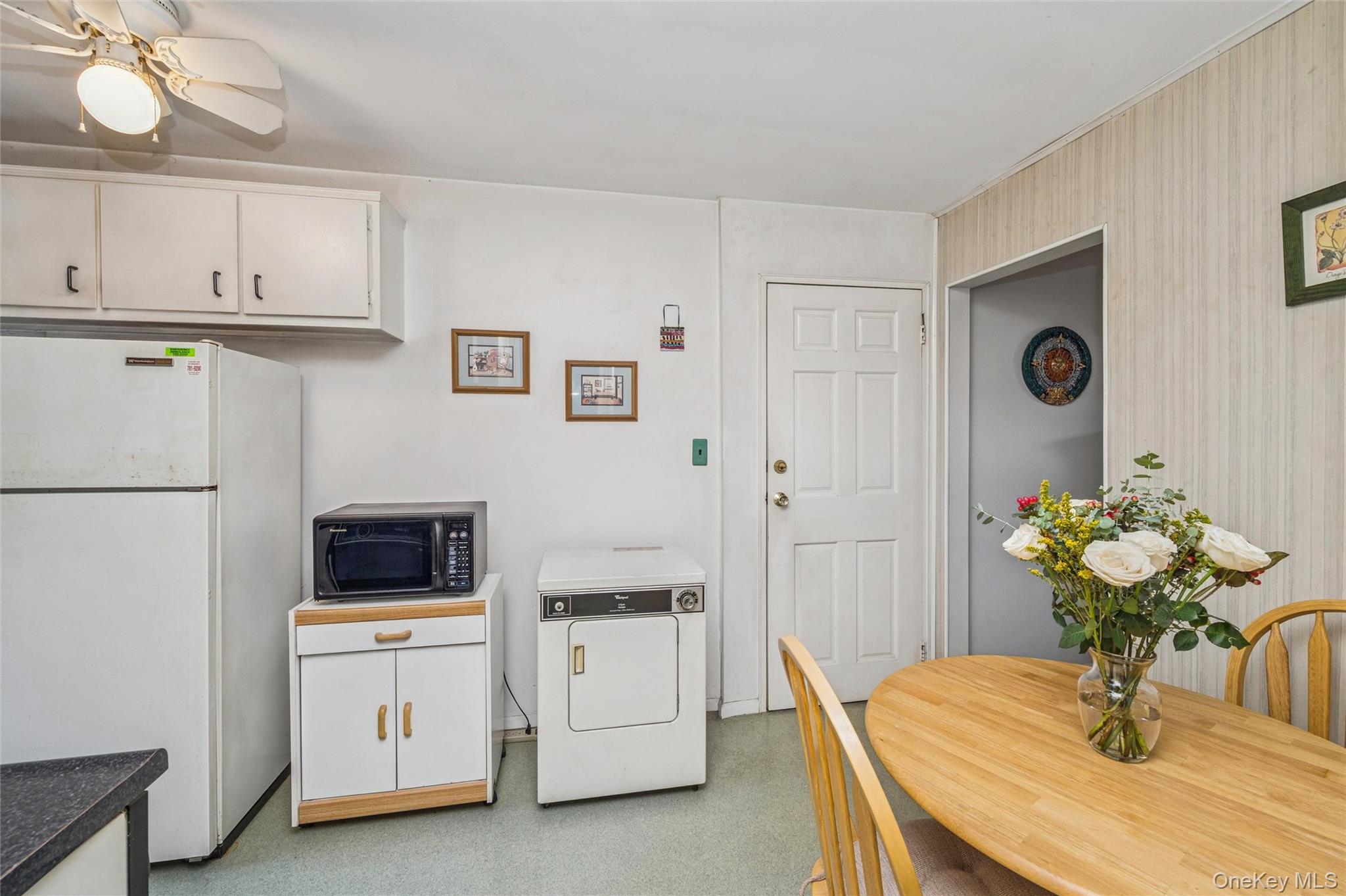 #3 photo, 2537 Jerusalem Avenue, מחוז נסאו North Bellmore , NY 11710