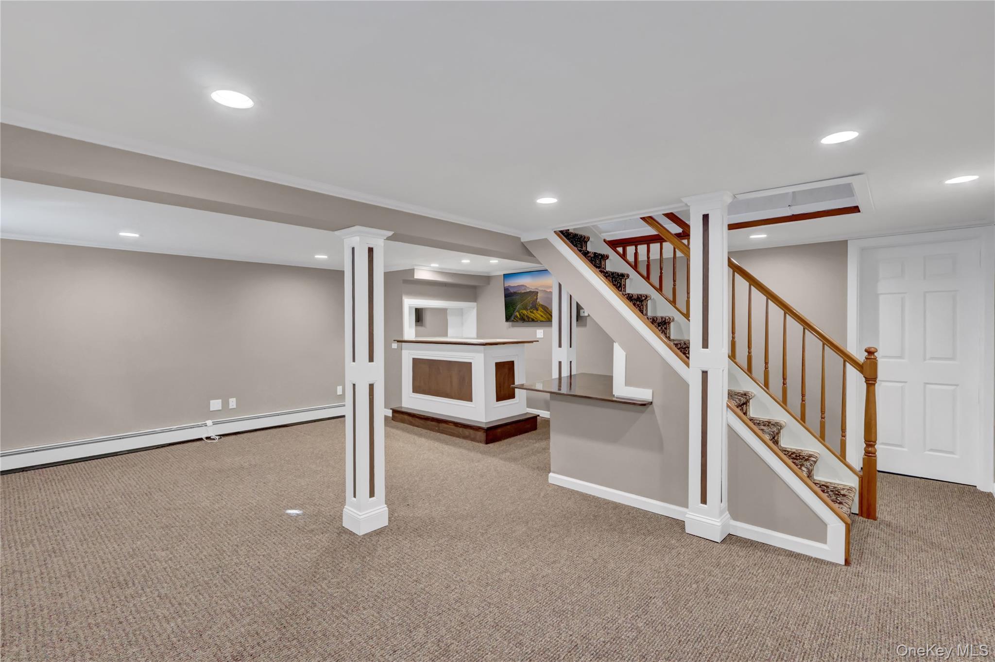 #16 photo, 1526 Rhode Avenue, Merrick , NY 11566