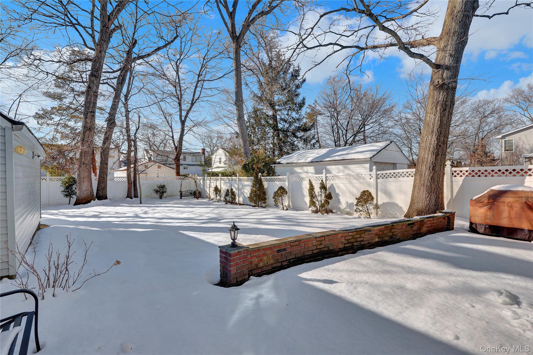 #19 photo, 1526 Rhode Avenue, Merrick , NY 11566