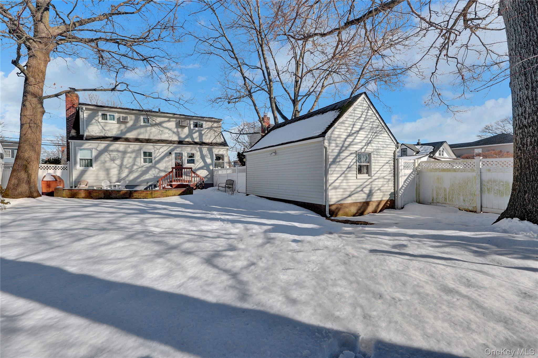 #20 photo, 1526 Rhode Avenue, Merrick , NY 11566