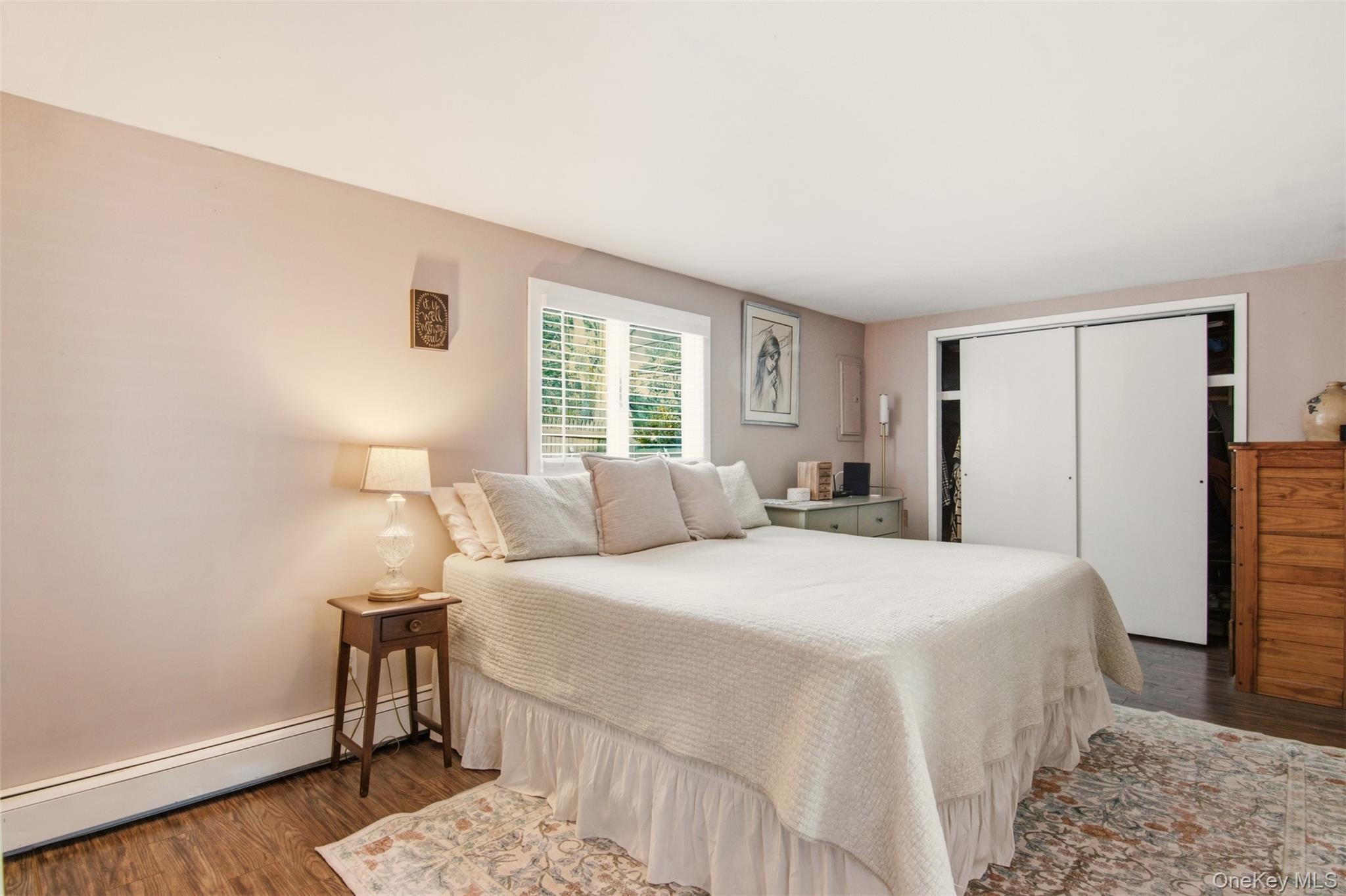 #12 photo, 26 Clarendon Street, Dix Hills , NY 11746