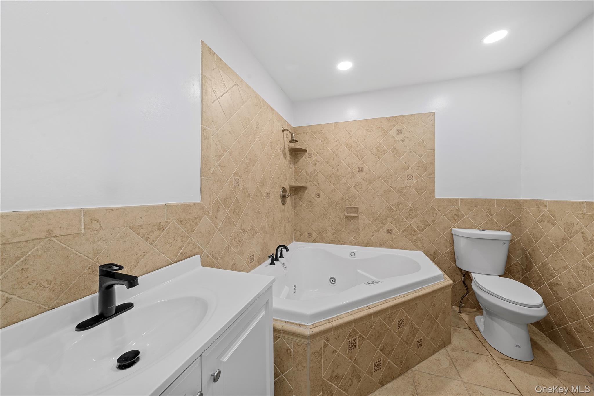 #18 photo, 57 Eastwood Road, Miller Place , NY 11764