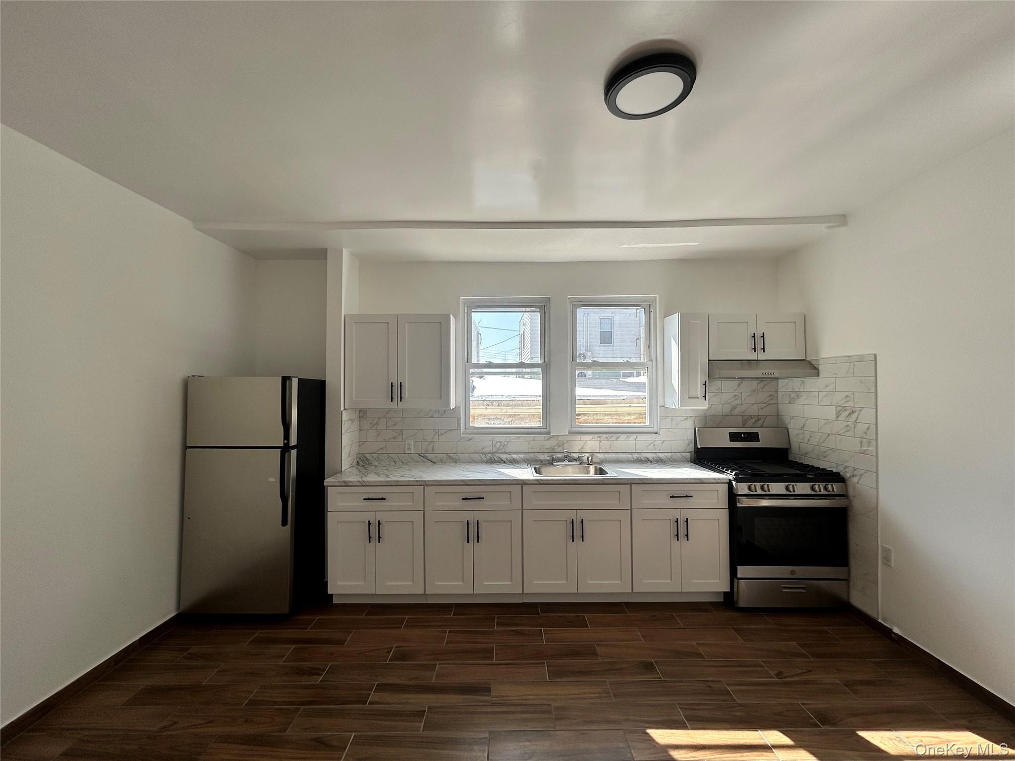 #1 photo, 1332 130th Street, कॉलेज पॉइंट College Point , NY 11356