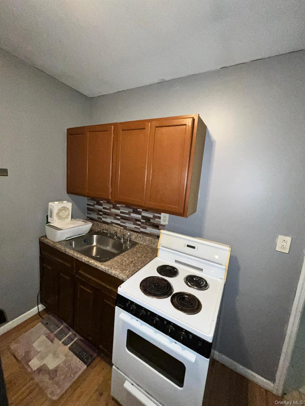 #12 photo, 1054 E 82nd Street, הברונקס Brooklyn , NY 11236