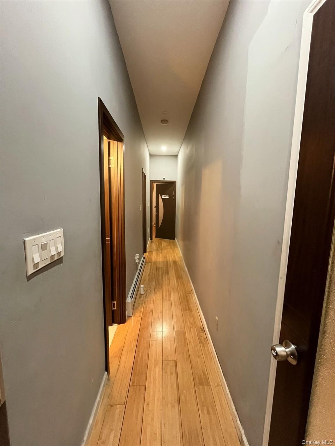 #8 photo, 1054 E 82nd Street, הברונקס Brooklyn , NY 11236