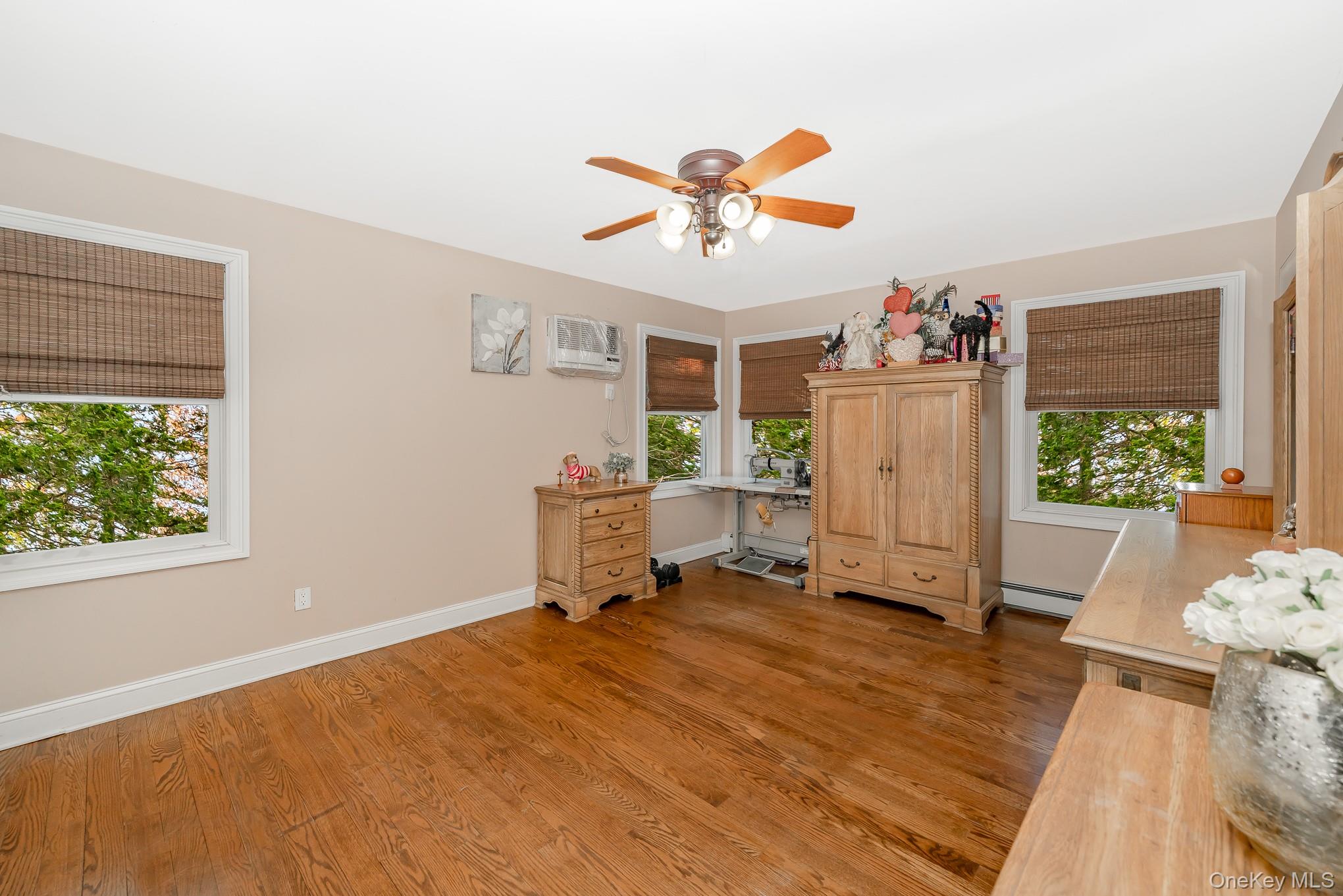 #10 photo, 25 Old Mill Road, 長島 Merrick , NY 11566