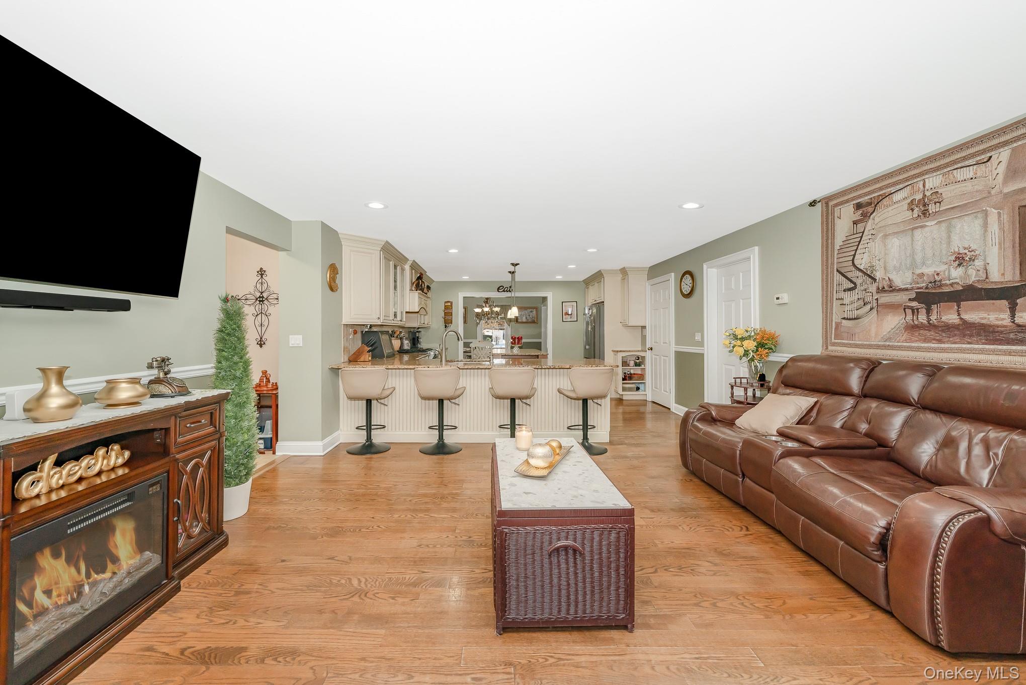 #3 photo, 25 Old Mill Road, 長島 Merrick , NY 11566