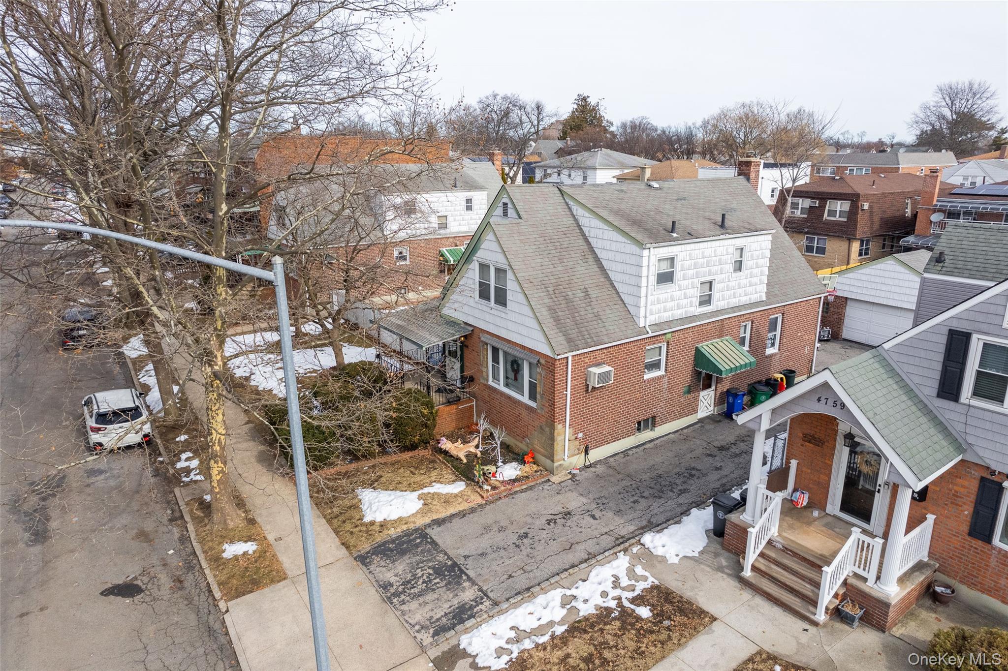 #4 photo, 47-49 194th Street, Flushing , NY 11358