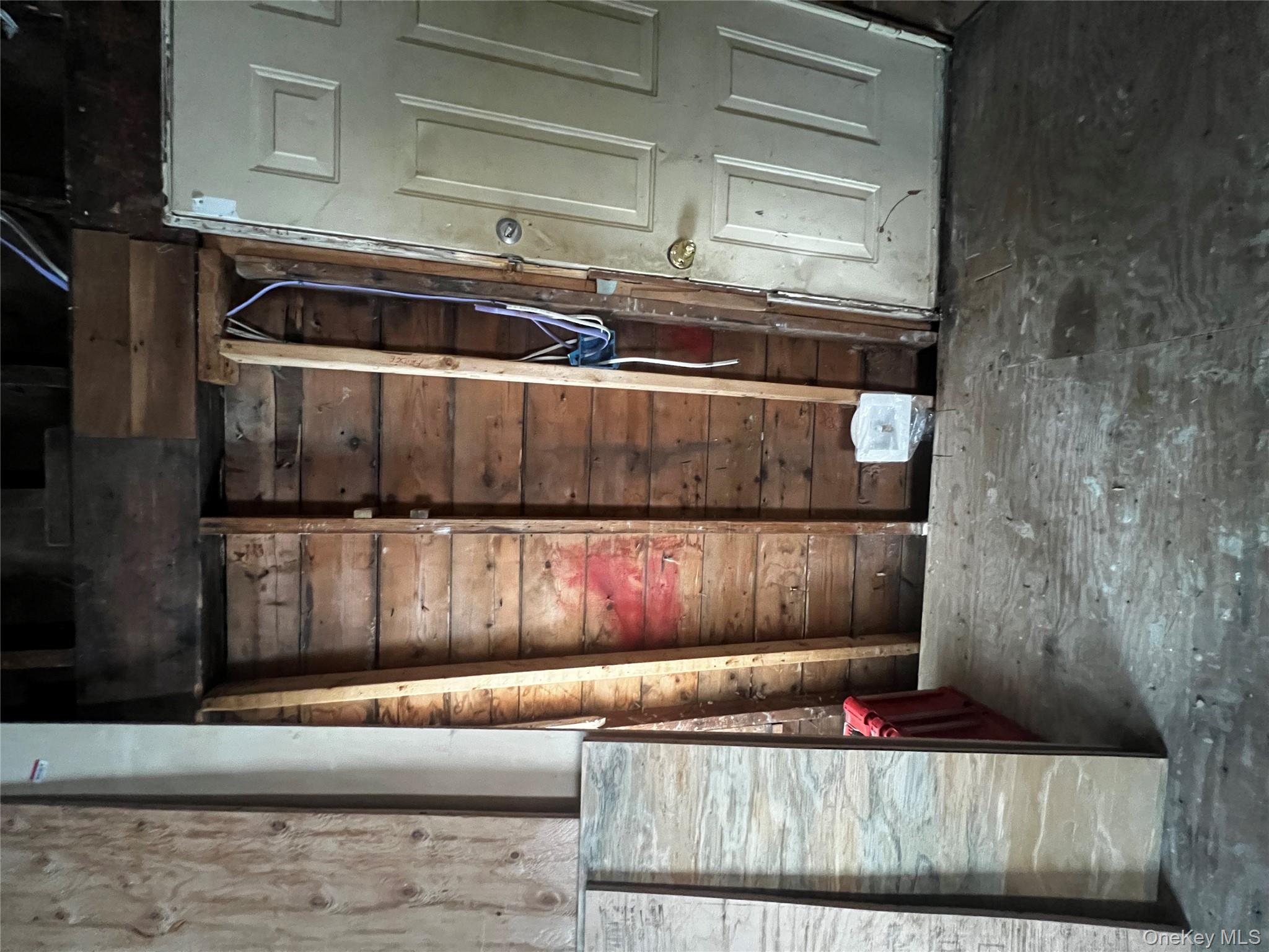 #14 photo, 547 Taylor Avenue, 롱 아일랜드 East Patchogue , NY 11772