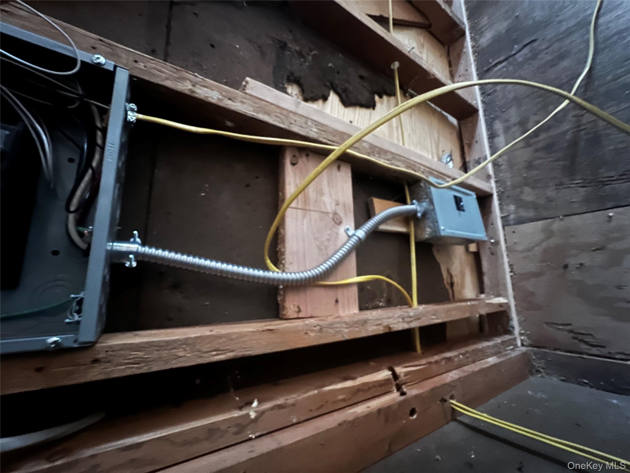 #18 photo, 547 Taylor Avenue, 롱 아일랜드 East Patchogue , NY 11772