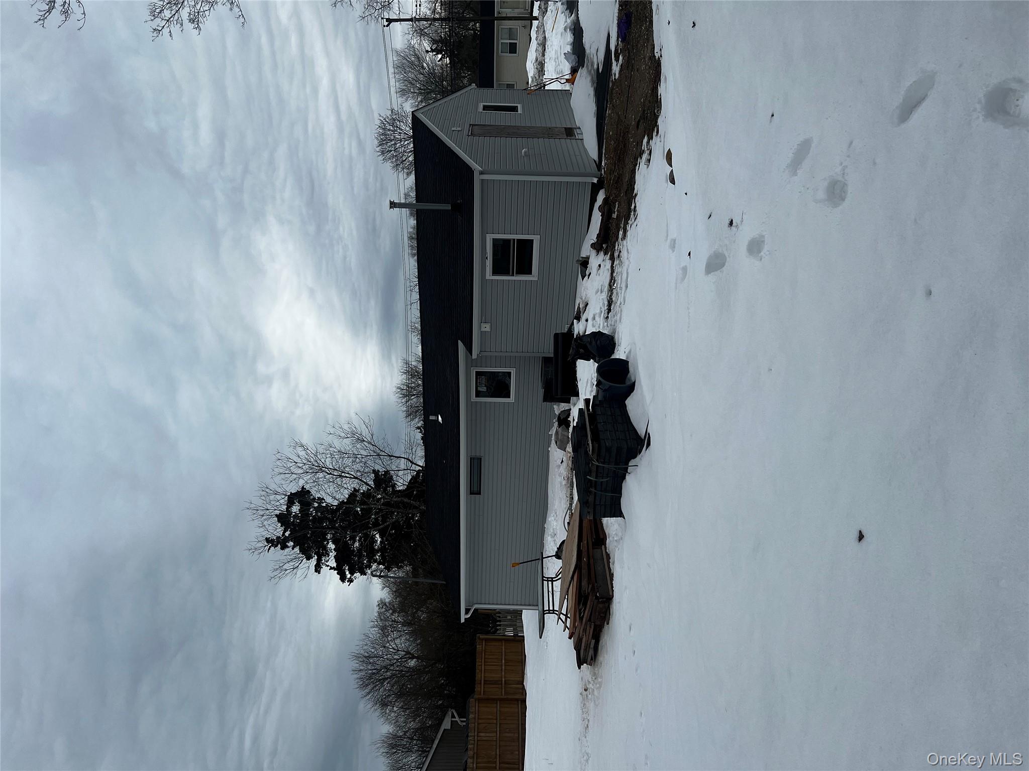 #5 photo, 547 Taylor Avenue, 롱 아일랜드 East Patchogue , NY 11772