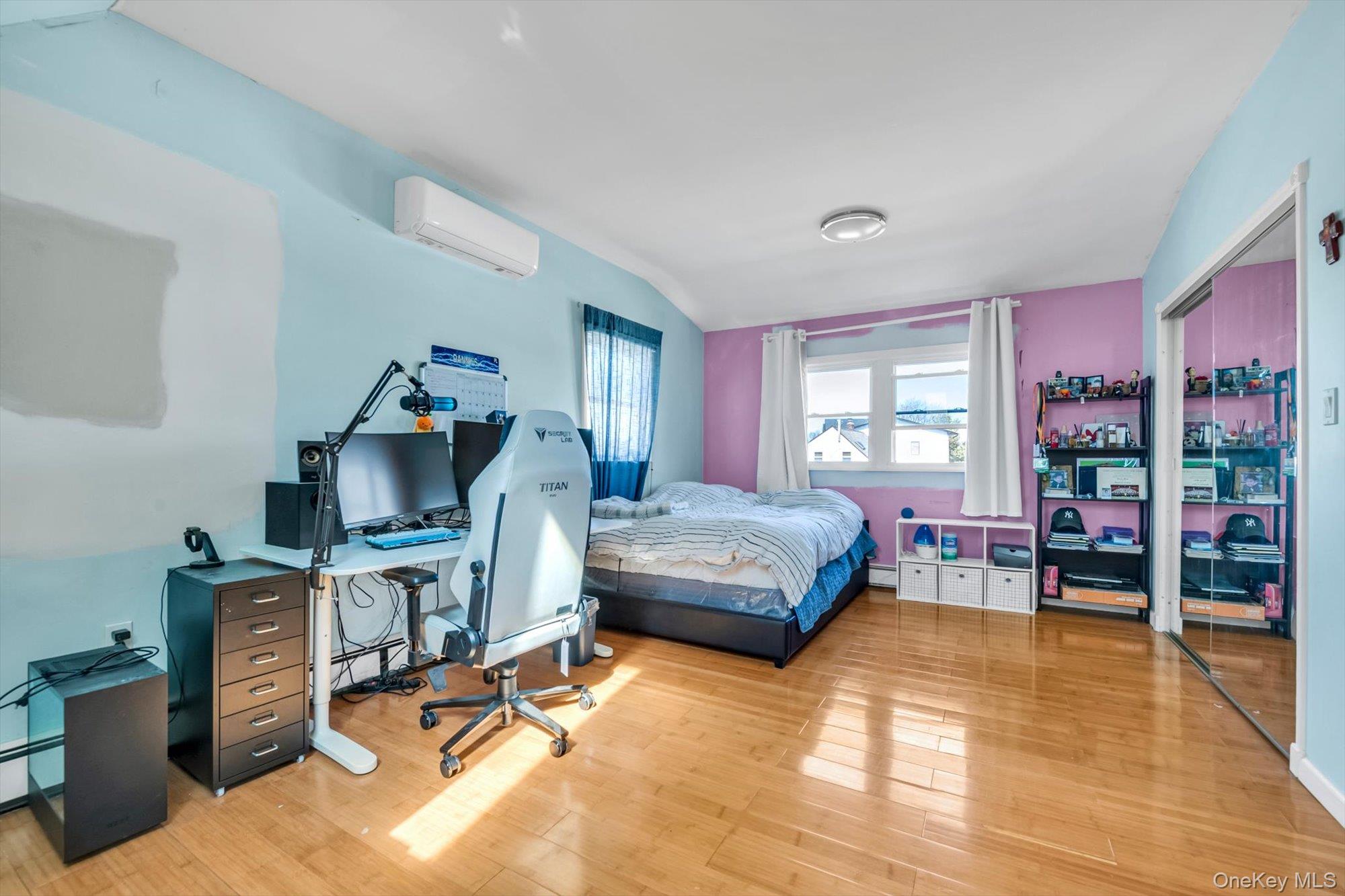 #12 photo, 4 Carriage Lane, ナッソー郡 Levittown , NY 11756