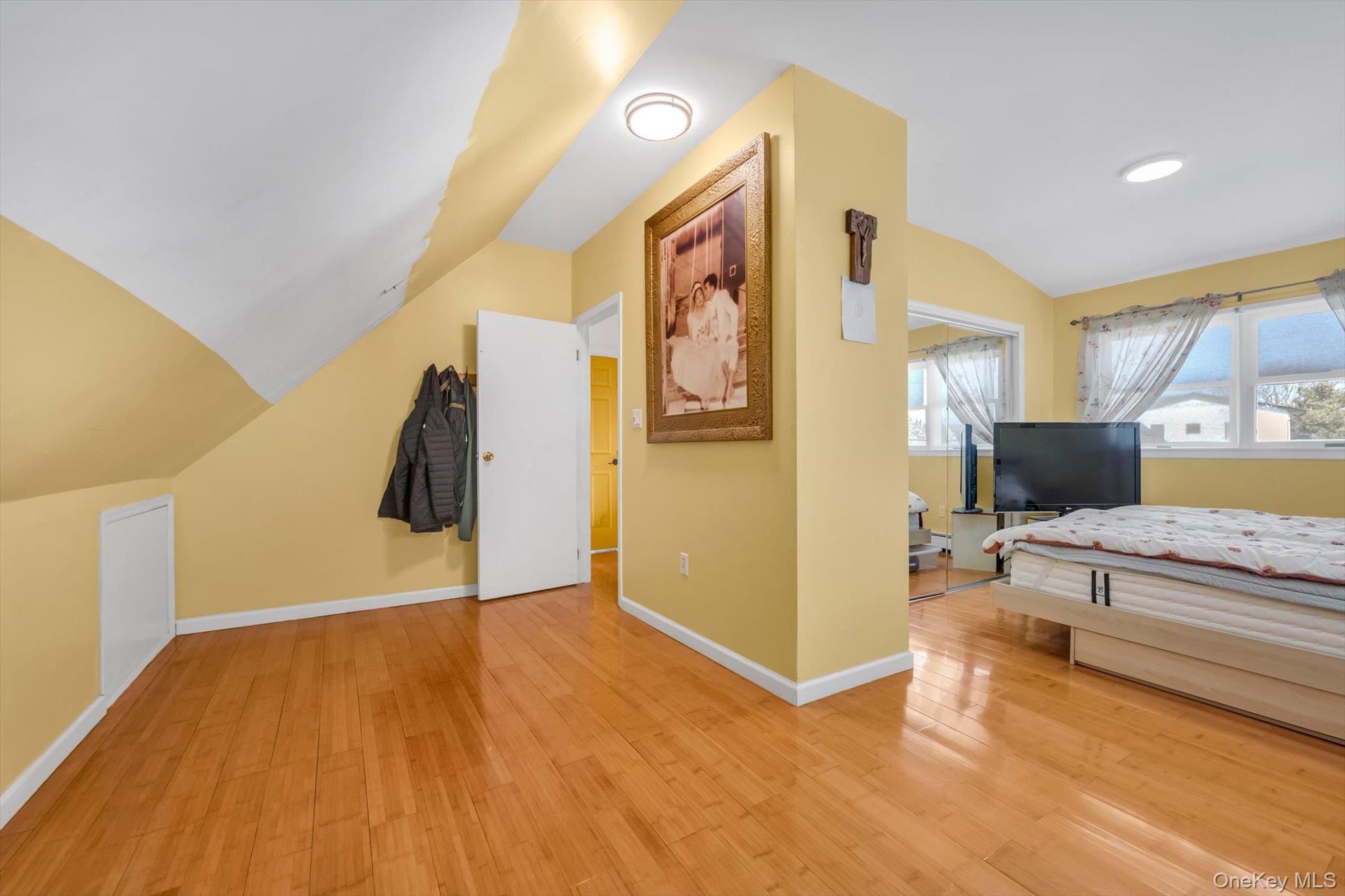 #14 photo, 4 Carriage Lane, ナッソー郡 Levittown , NY 11756