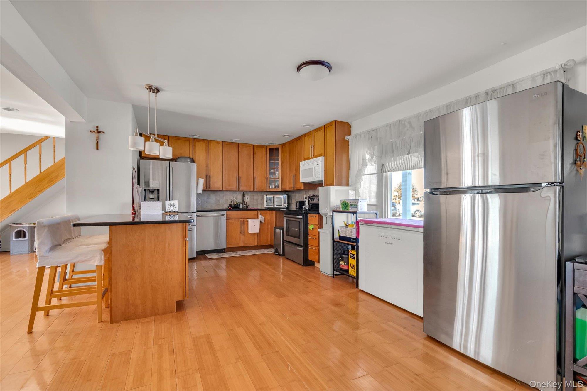 #6 photo, 4 Carriage Lane, ナッソー郡 Levittown , NY 11756