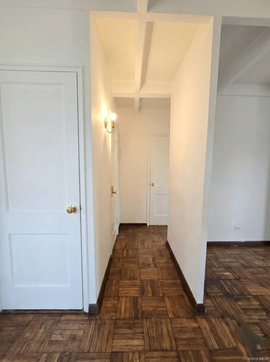 #14 photo, 144-37 Grand Central Parkway, Briarwood , NY 11435