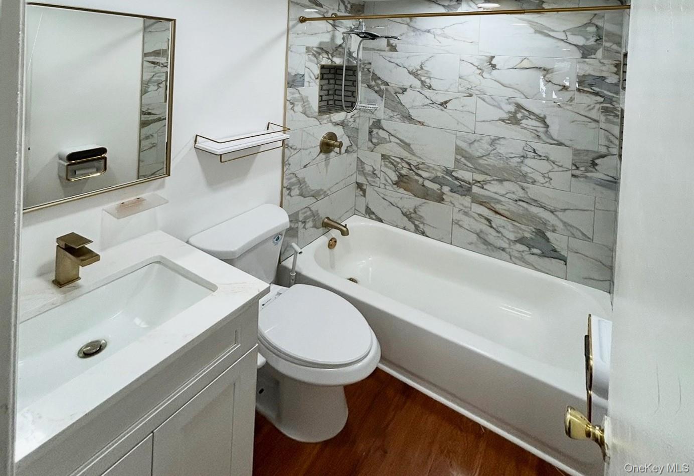 #10 photo, 200 Hilton Avenue, 롱 아일랜드 Hempstead , NY 11550