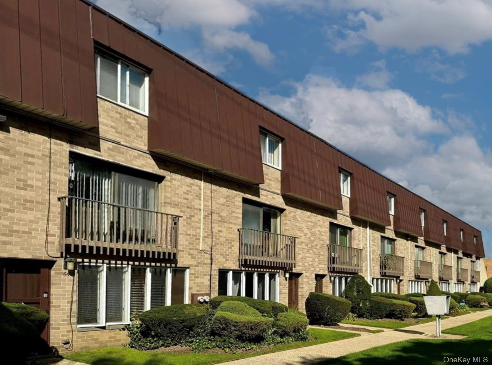 #2 photo, 200 Hilton Avenue, 롱 아일랜드 Hempstead , NY 11550