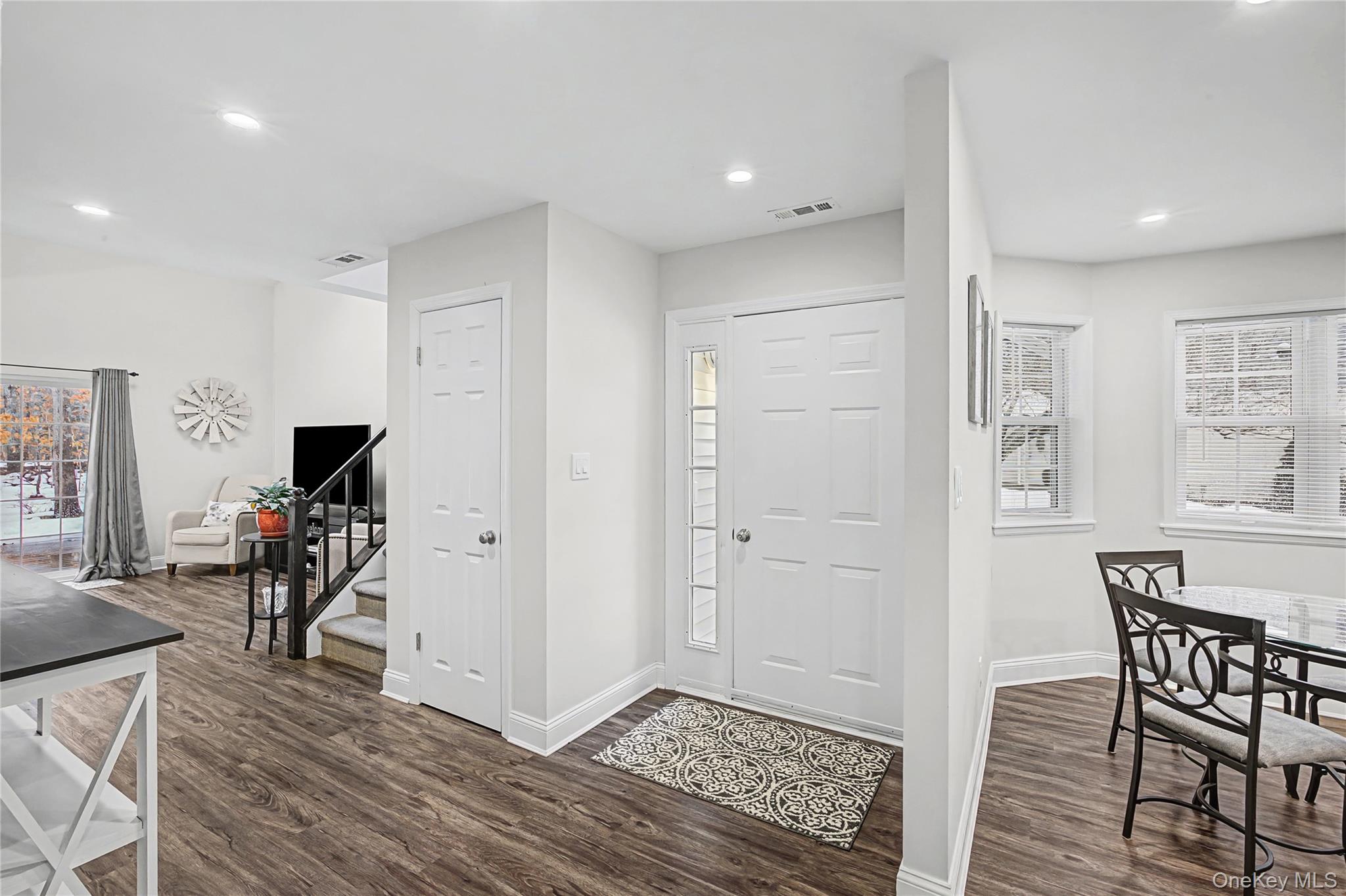 #10 photo, 168 Gothic Circle, Manorville , NY 11949