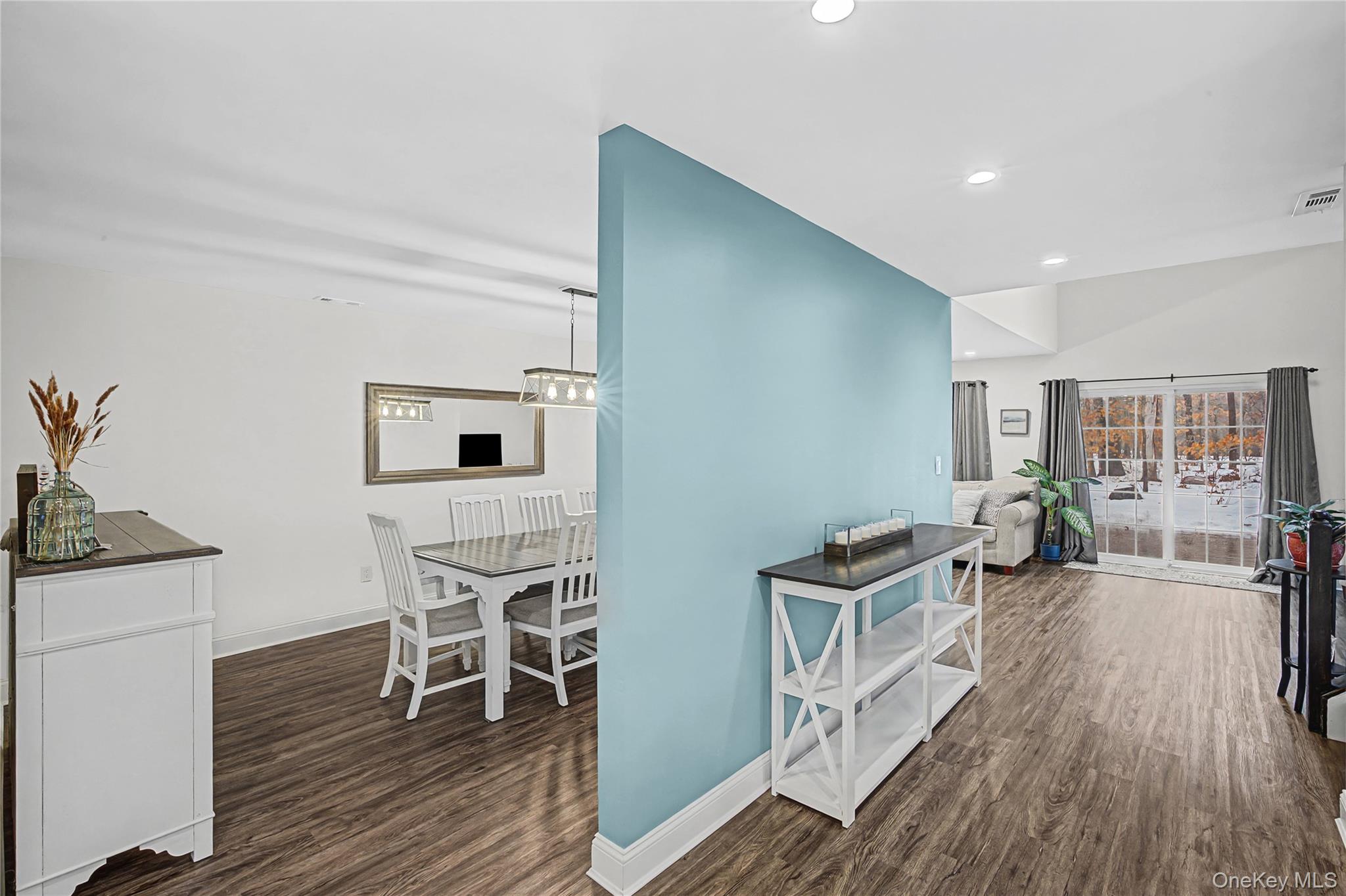 #18 photo, 168 Gothic Circle, Manorville , NY 11949