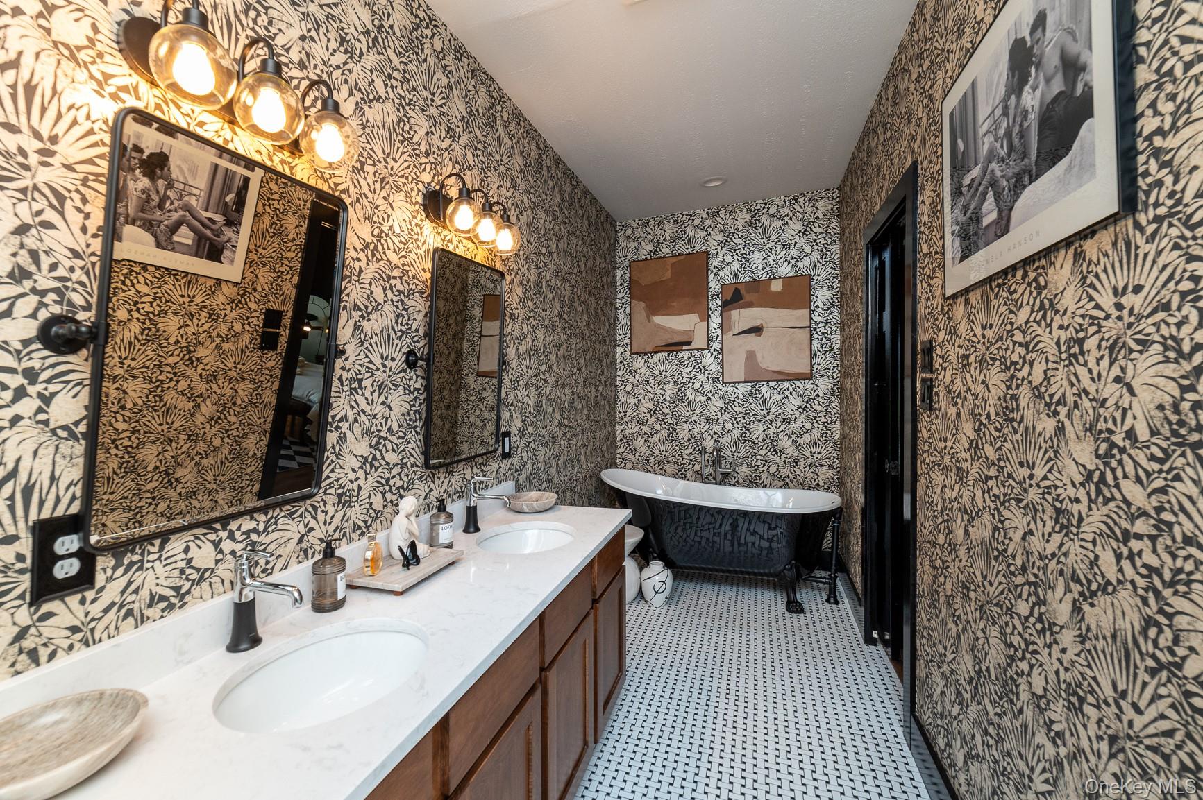 #15 photo, 70 Arshamomaque Avenue, 롱 아일랜드 Southold , NY 11971